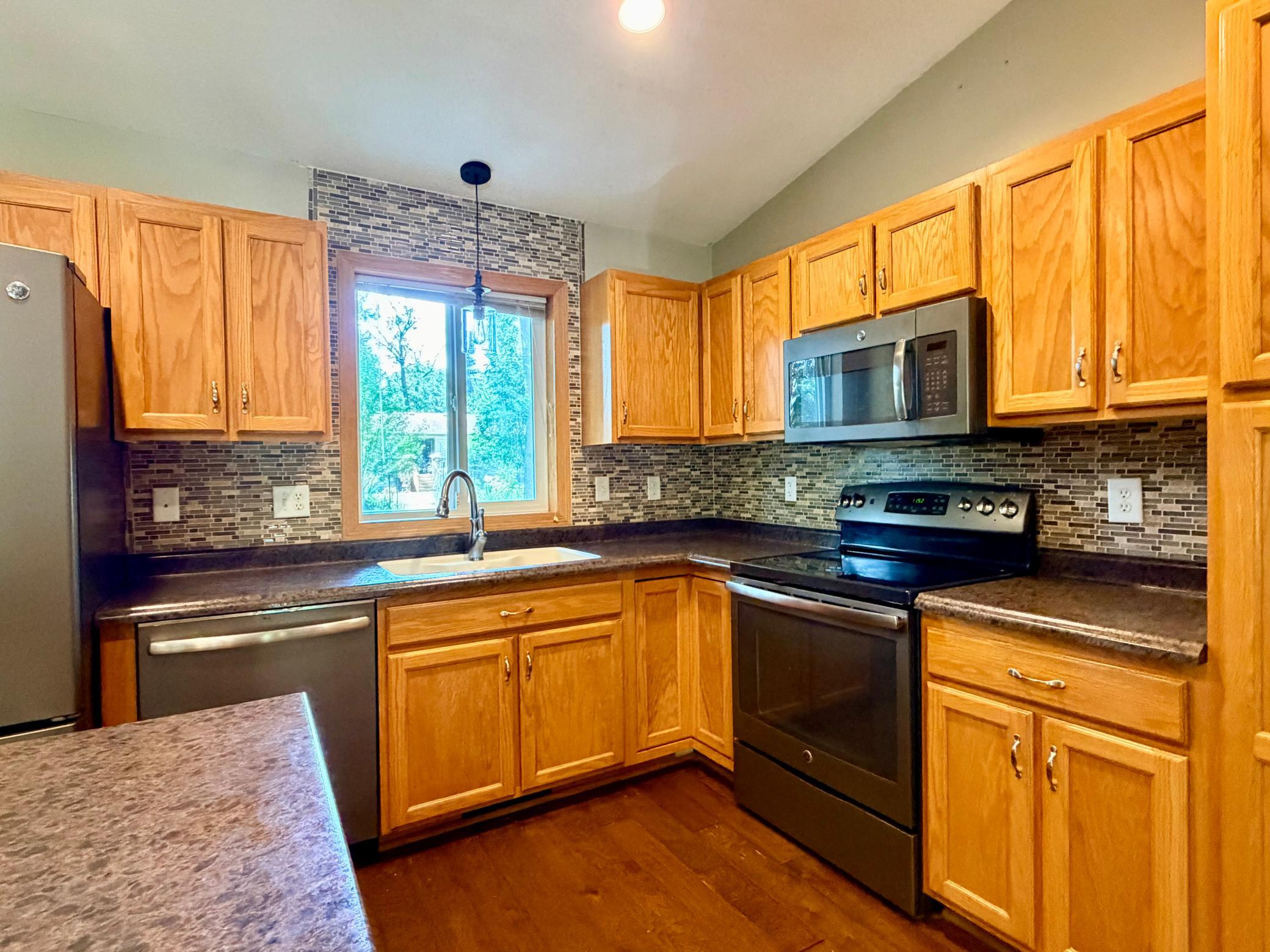 2110 Darling Avenue E, Alexandria MN 56308 - Photo 5 of 36