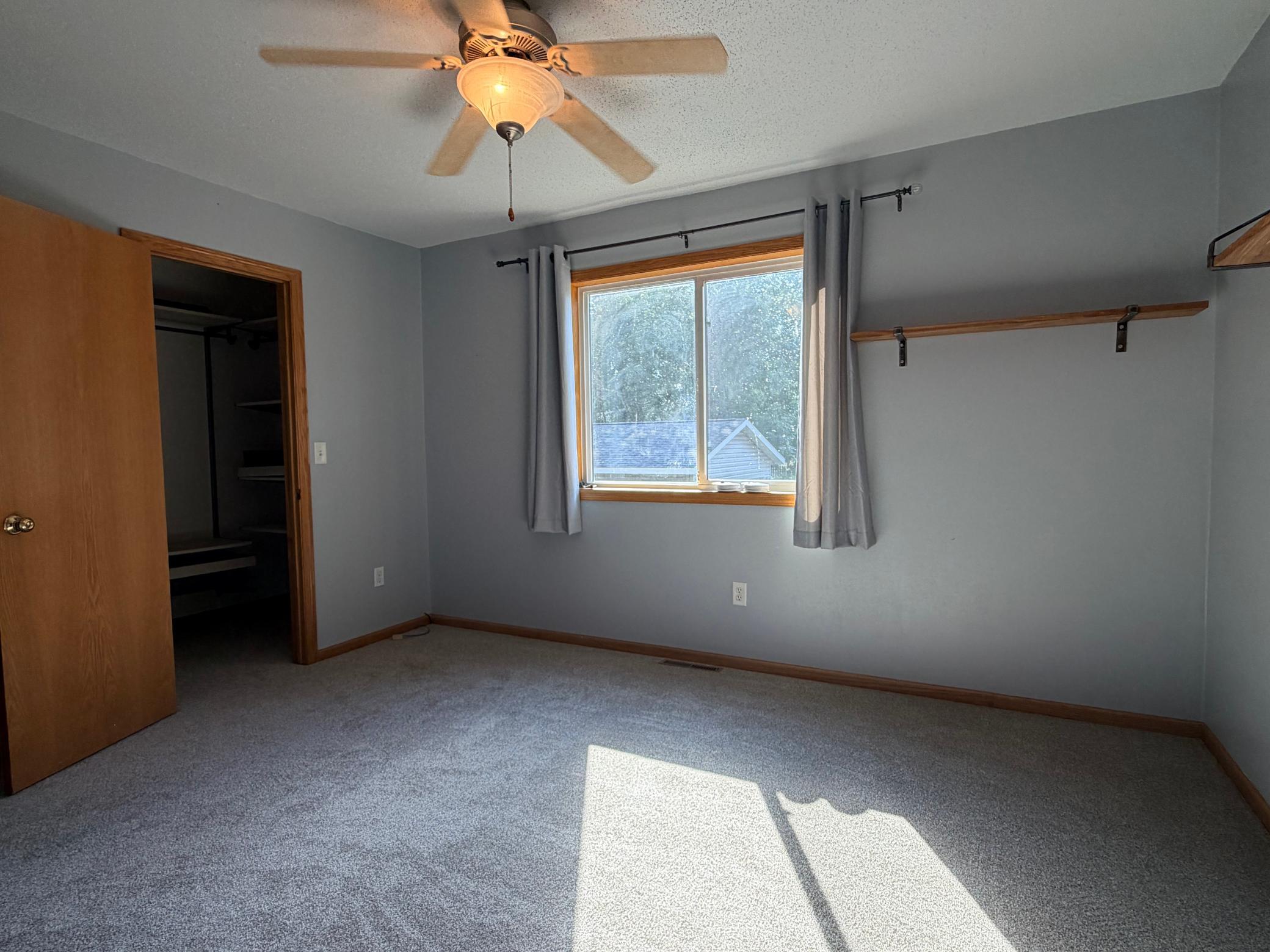 2003 single family home for sale at 2110 Darling Avenue E in Alexandria, MN — 4 bed, 2 bath (photo 12 of 36)