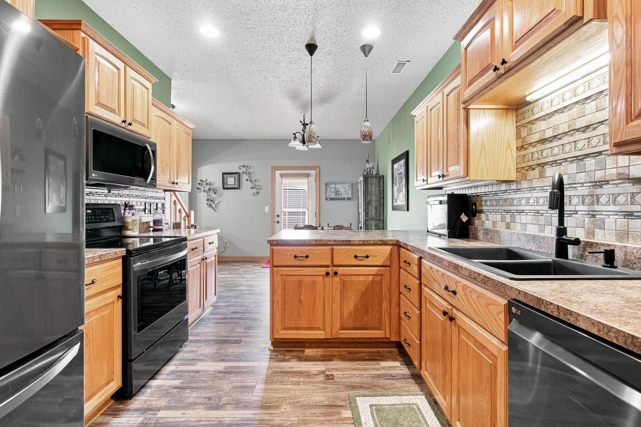 508 19th Avenue W, West Fargo ND 58078 - Photo 13 of 24