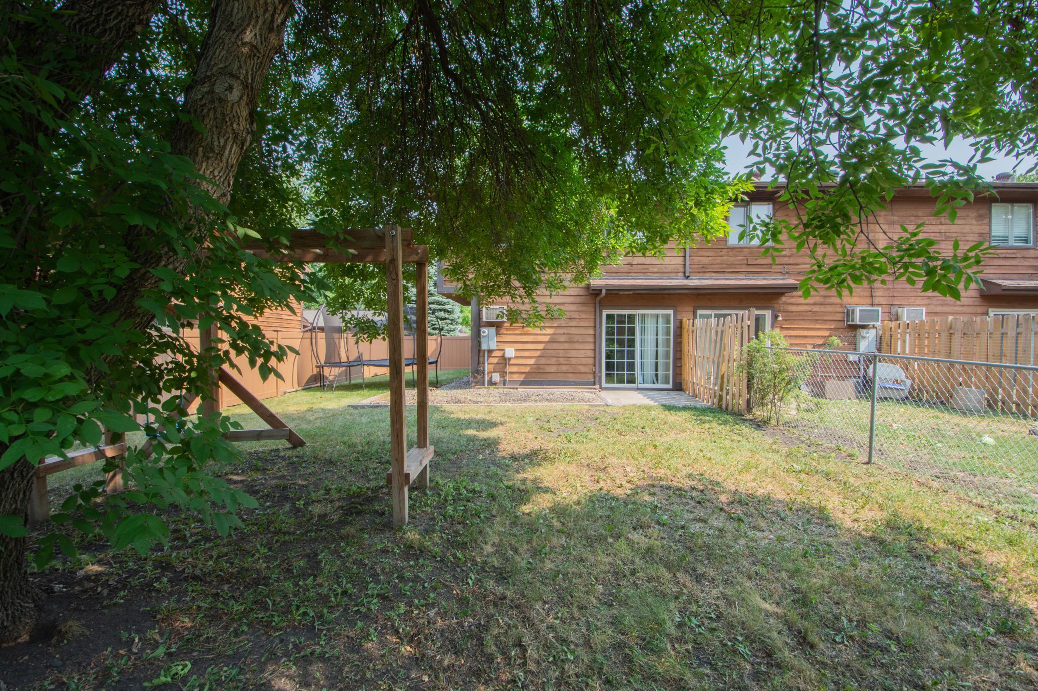 2025 Park Boulevard S, Fargo ND 58103 - Photo 25 of 28