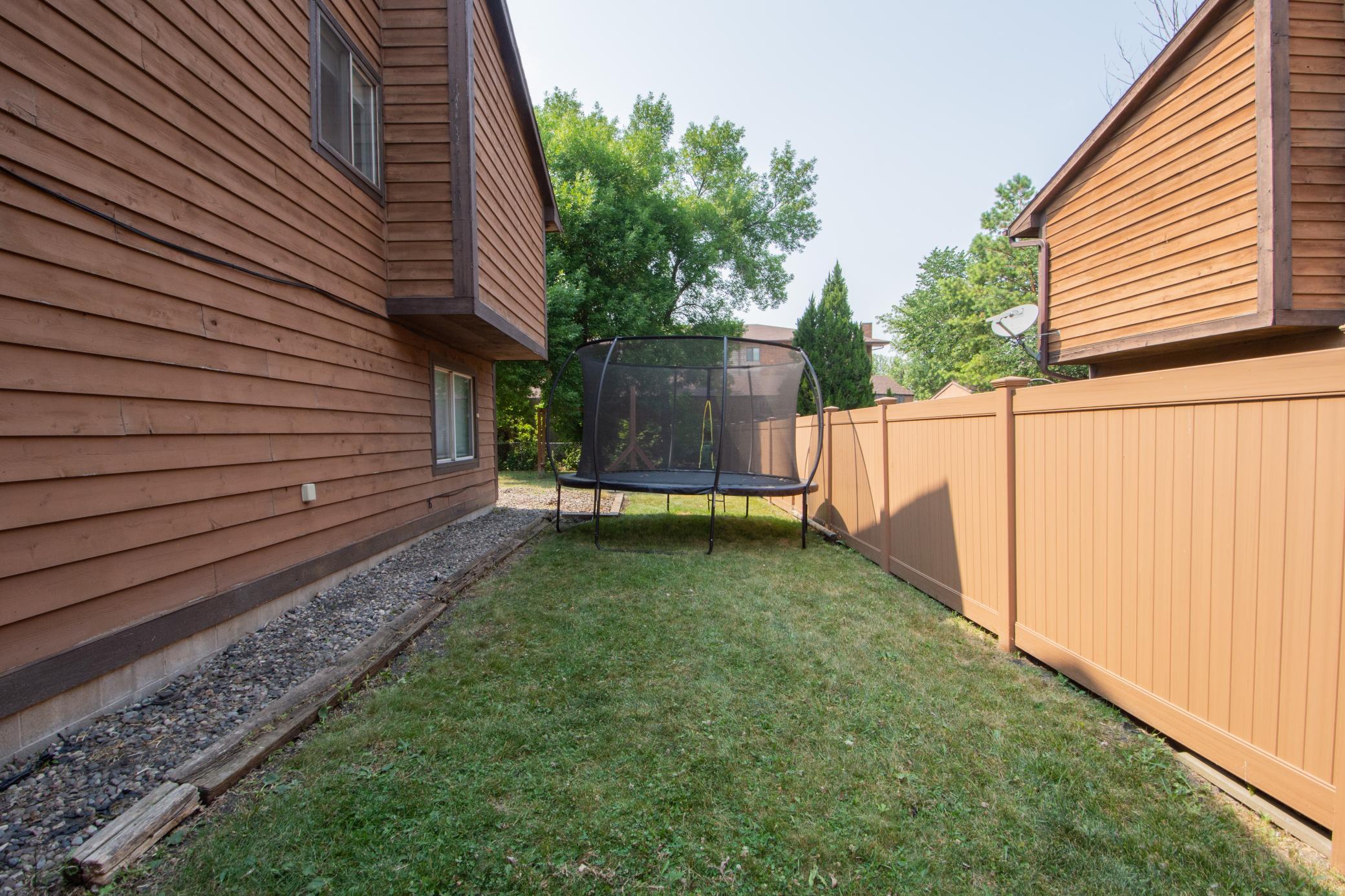 2025 Park Boulevard S, Fargo ND 58103 - Photo 27 of 28