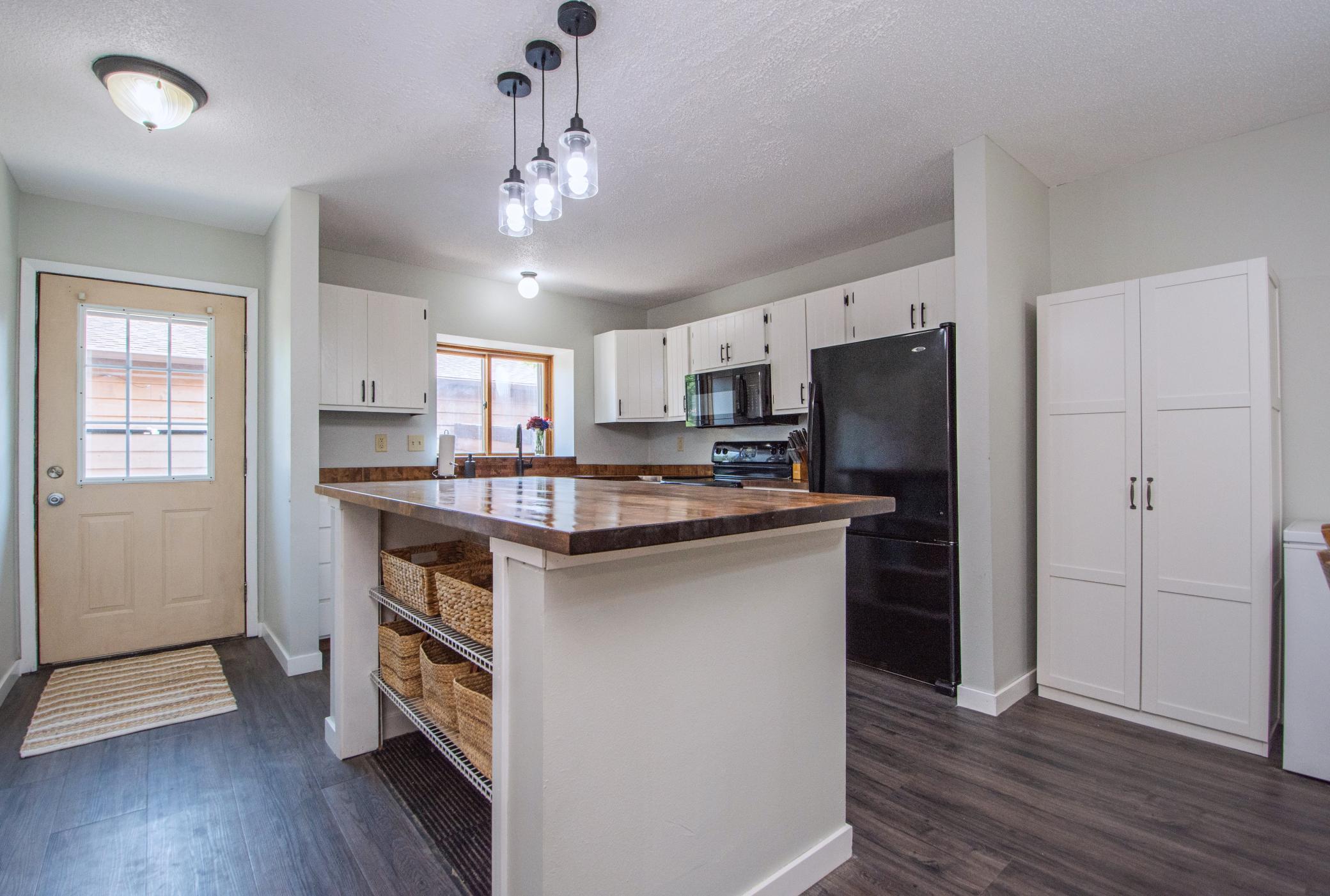2025 Park Boulevard S, Fargo ND 58103 - Photo 5 of 28