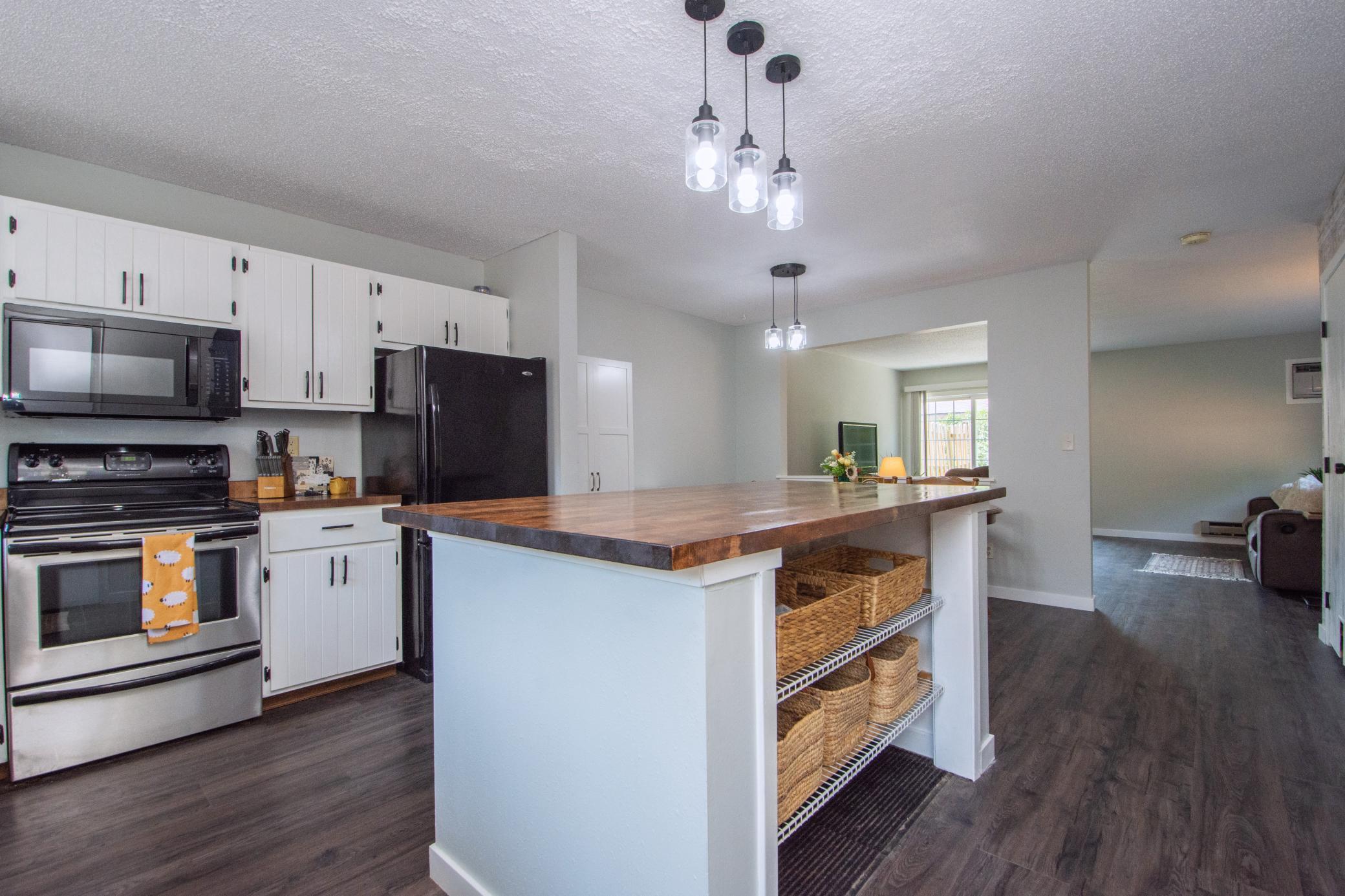 2025 Park Boulevard S, Fargo ND 58103 - Photo 6 of 28