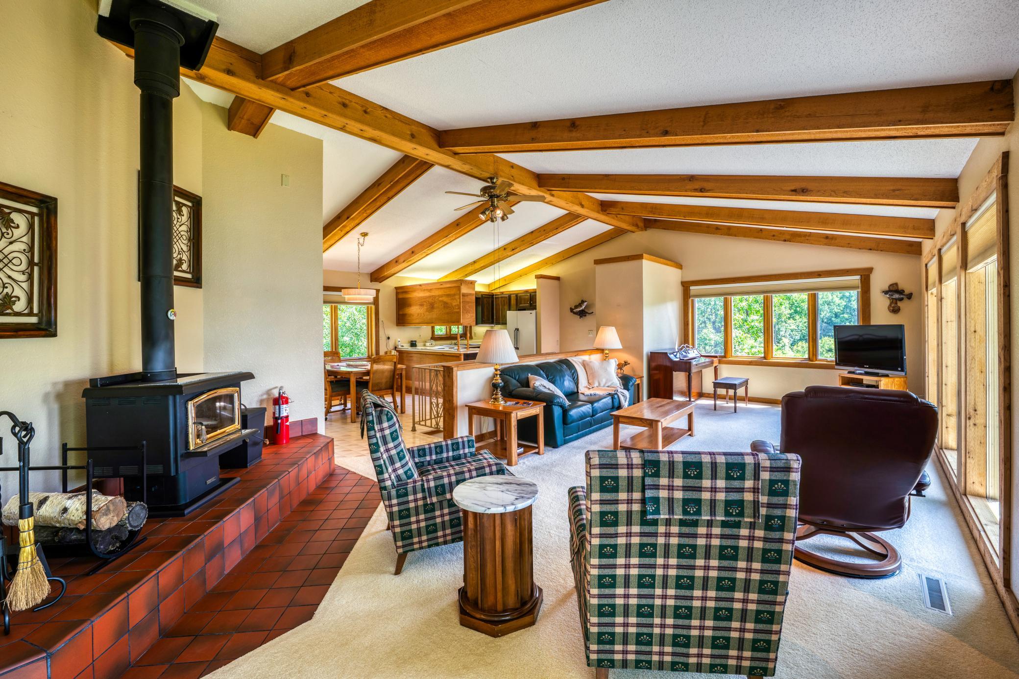 1984 single family home for sale at 34857 E Trinity Point Road SE in Mentor, MN — 2 bed, 2 bath (photo 17 of 62)