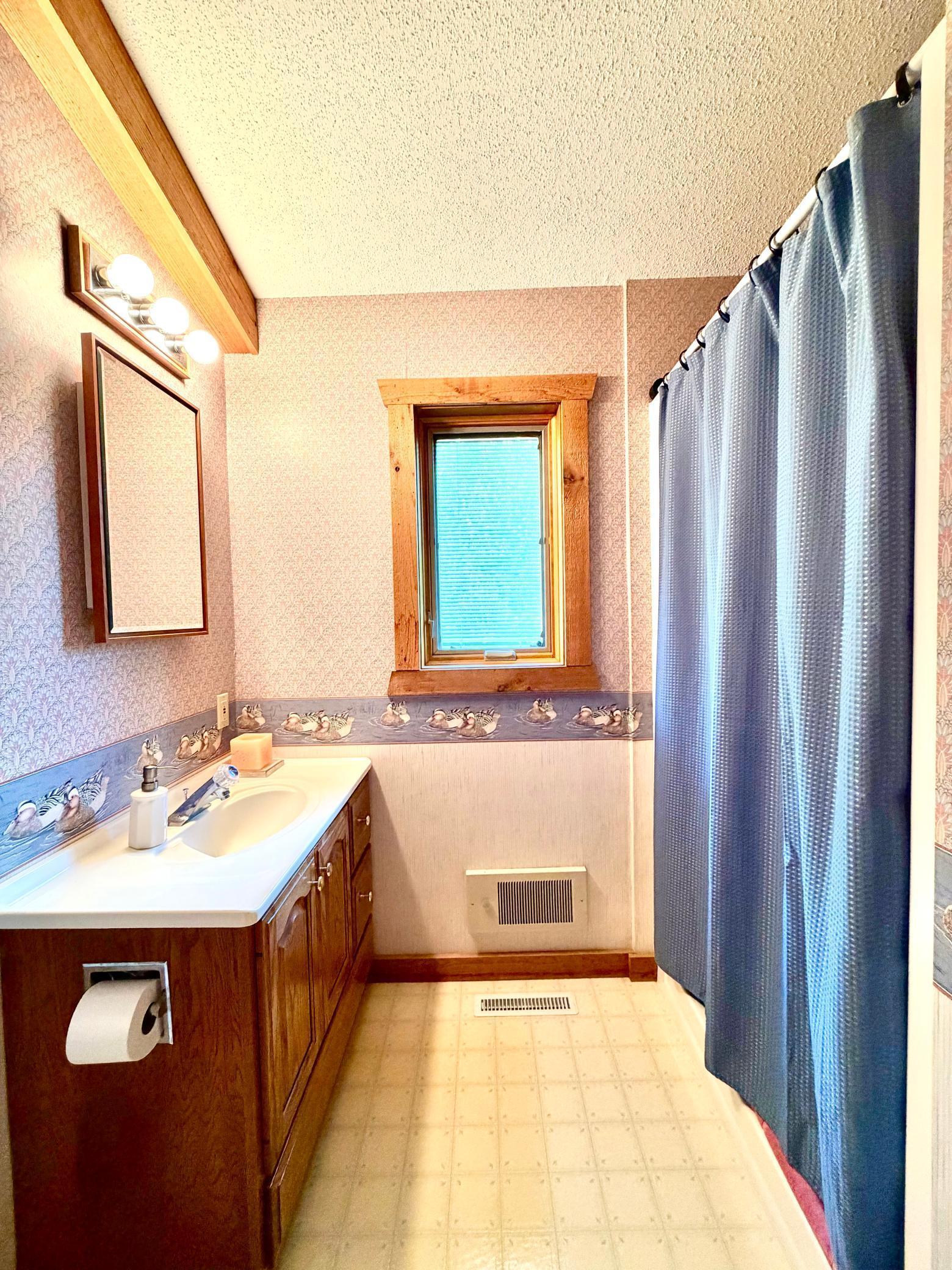 1984 single family home for sale at 34857 E Trinity Point Road SE in Mentor, MN — 2 bed, 2 bath (photo 27 of 62)