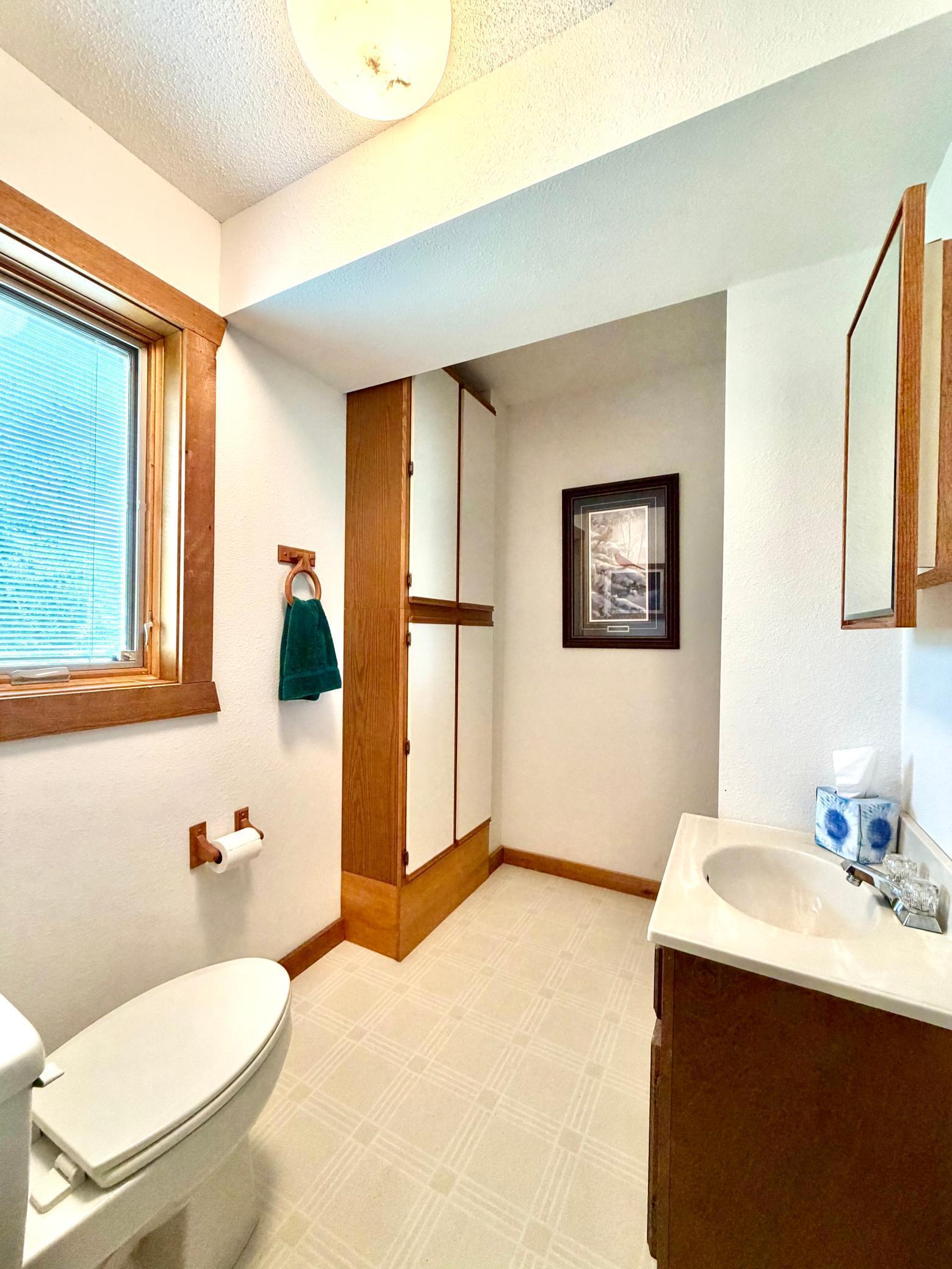 1984 single family home for sale at 34857 E Trinity Point Road SE in Mentor, MN — 2 bed, 2 bath (photo 41 of 62)