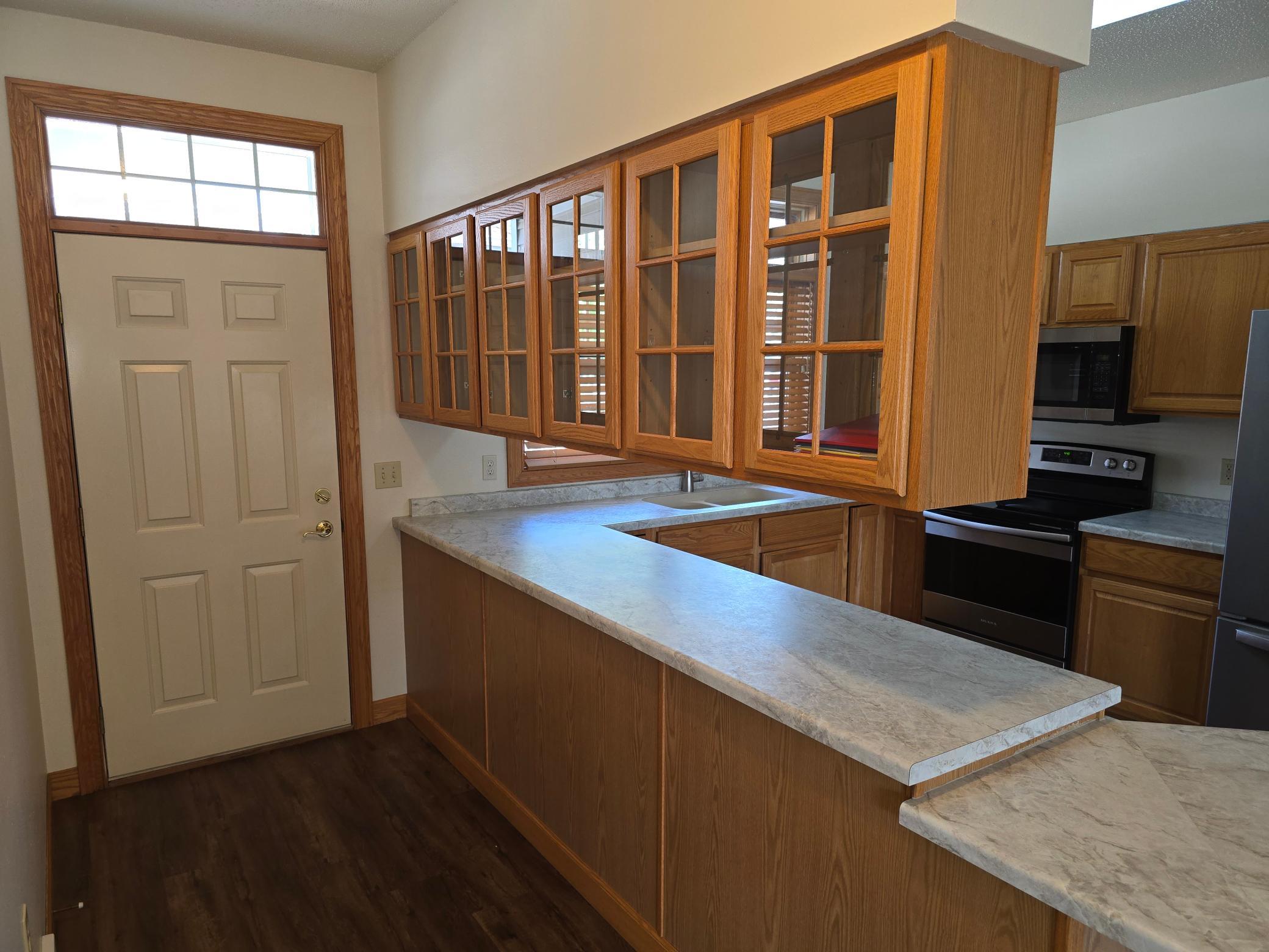 600 N Shore Drive, Detroit Lakes MN 56501 - Photo 4 of 32