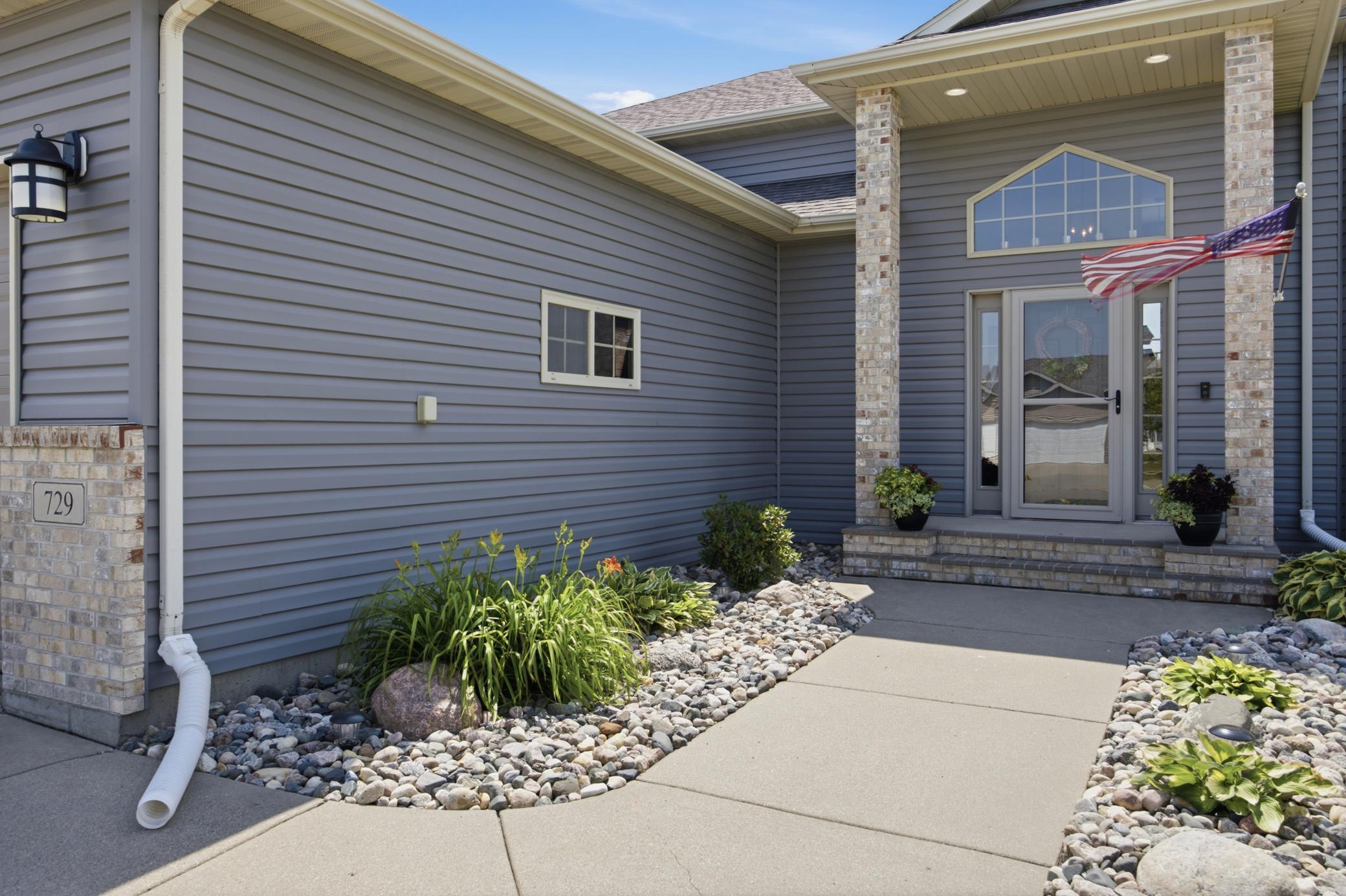 729 36th Avenue W, West Fargo ND 58078 - Photo 9 of 53