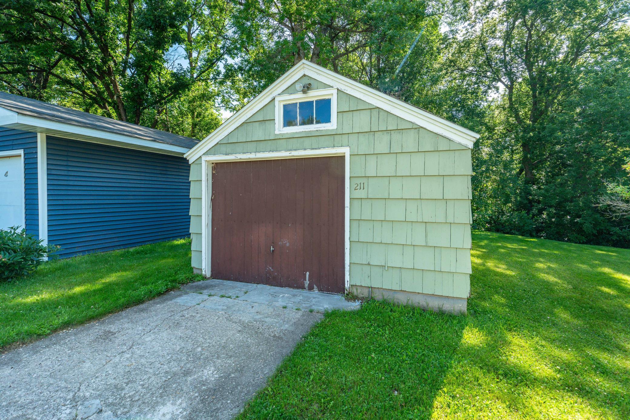 211 5th Street SE, Pelican Rapids MN 56572 - Photo 7 of 39