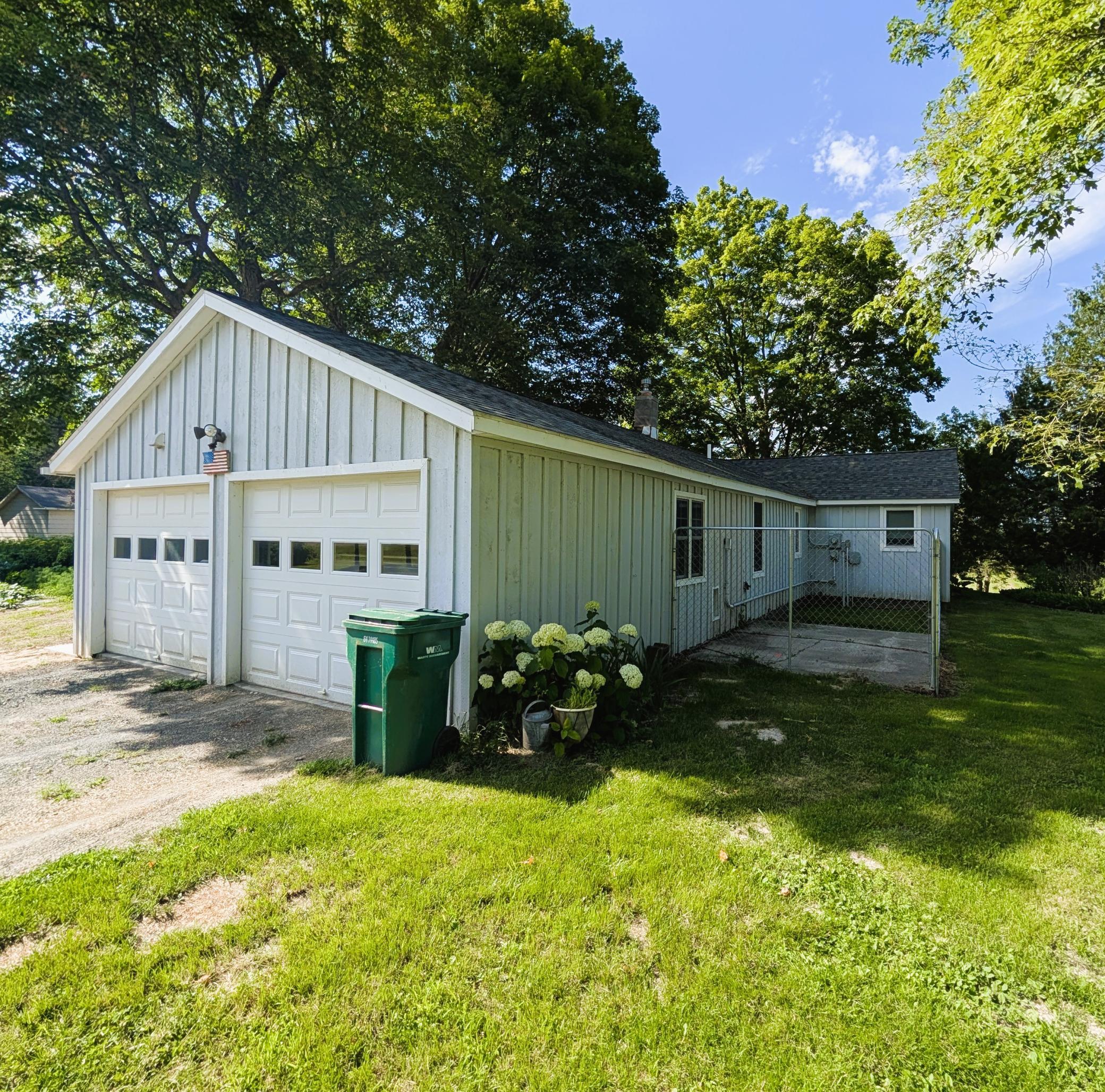 1950 single family home for sale at 20065 Buckhorn Road NE in Hines, MN — 3 bed, 2 bath (photo 6 of 6)