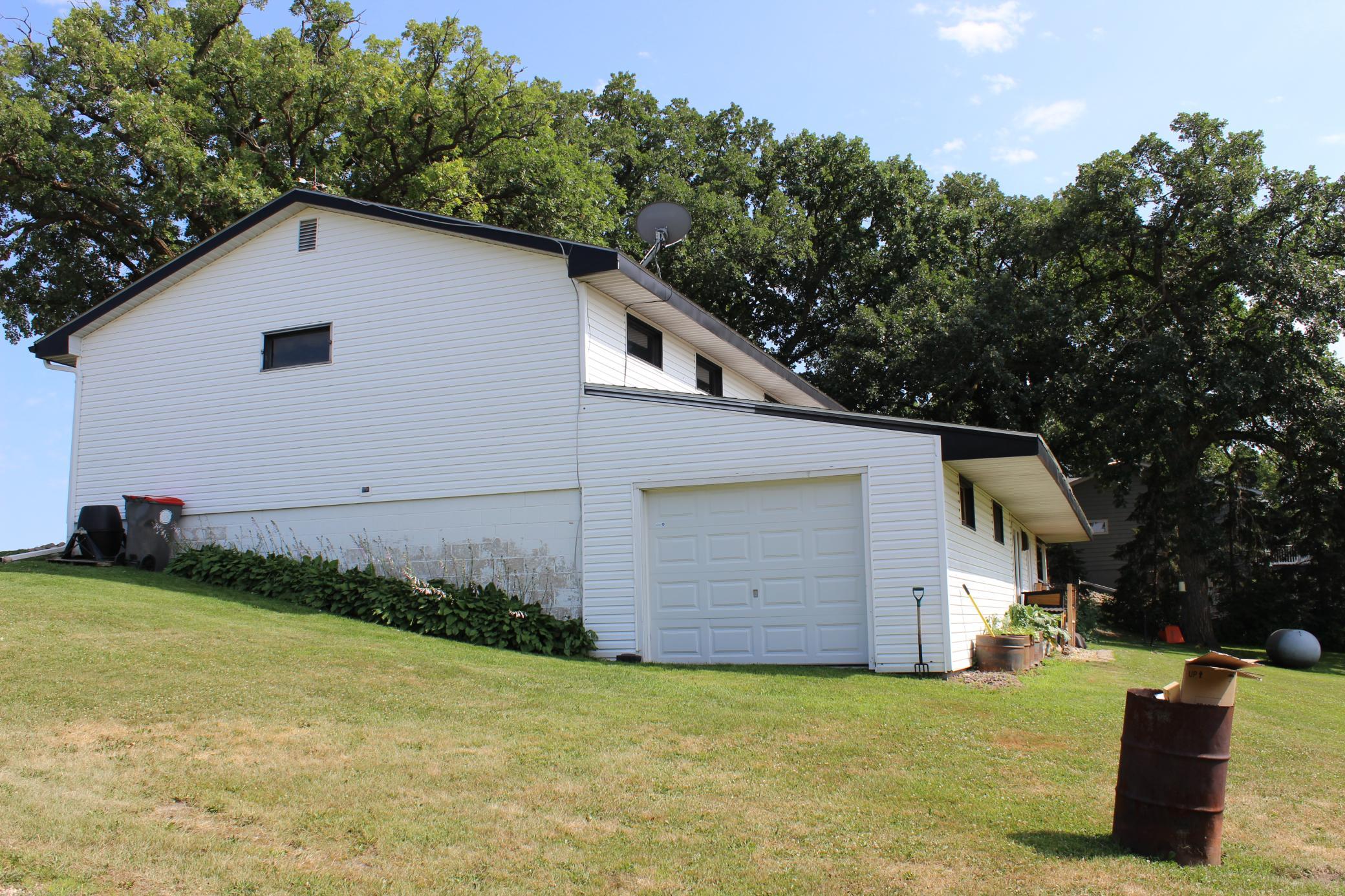 17960 Aaron Heights NW, Evansville MN 56326 - Photo 3 of 27