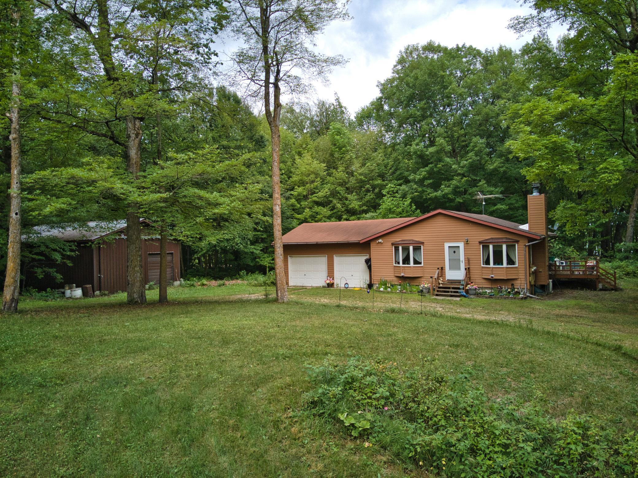 1997 single family home for sale at 11284 W Splithand Road in Grand Rapids, MN — 2 bed, 1 bath