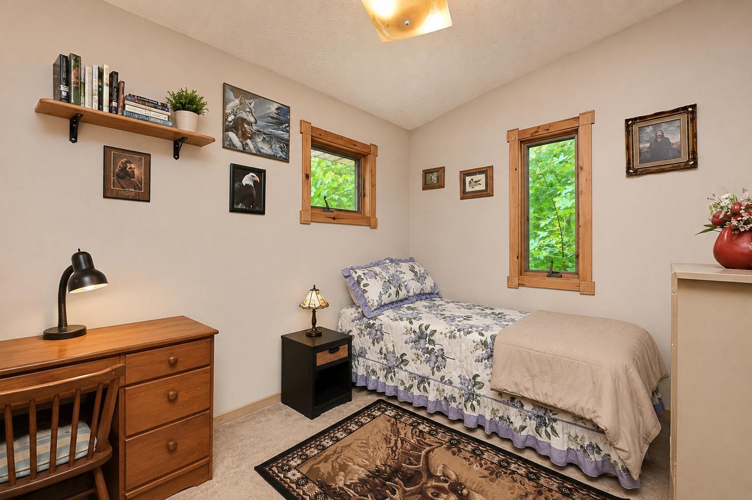 1997 single family home for sale at 11284 W Splithand Road in Grand Rapids, MN — 2 bed, 1 bath (photo 10 of 29)