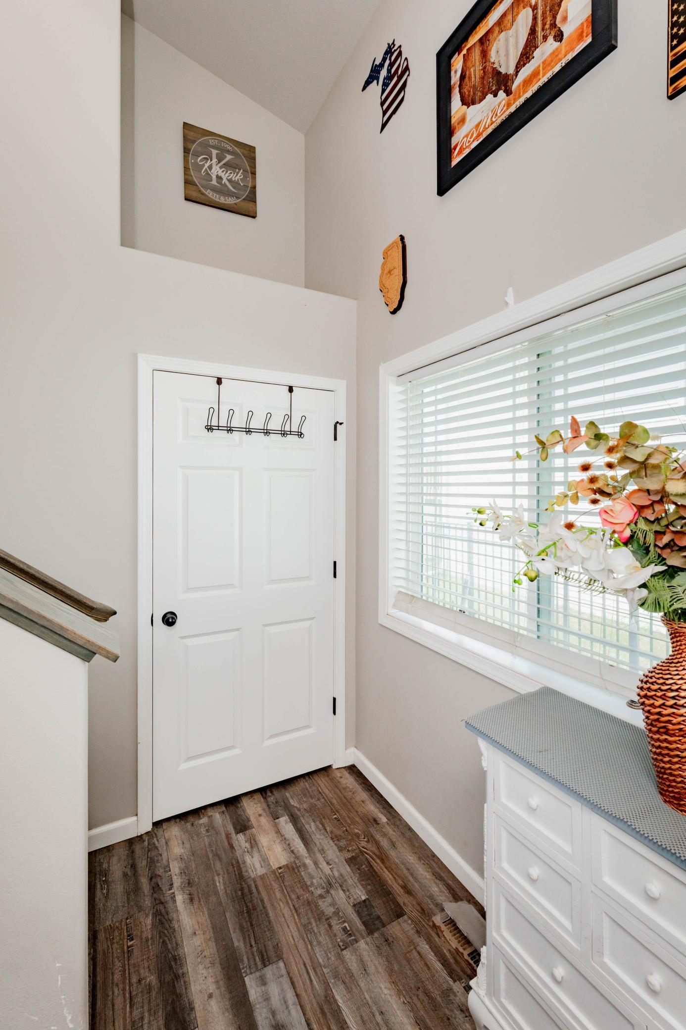 725 Prairie Avenue, Horace ND 58047 - Photo 5 of 30