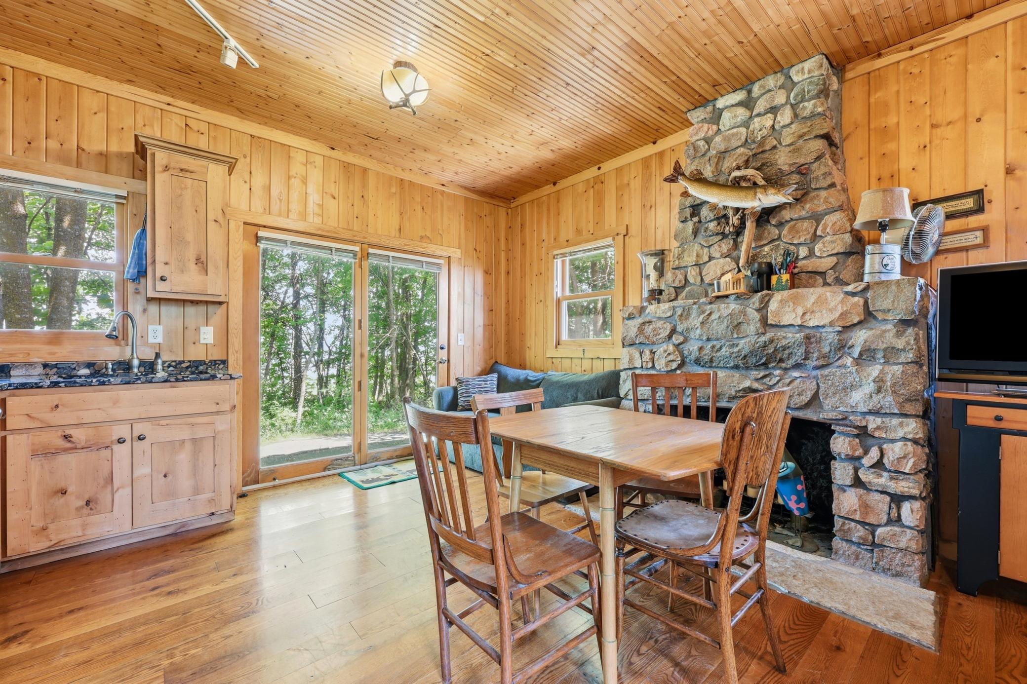 1960 single family home for sale at 20705 W Toad Lake Drive in Osage, MN — 2 bed, 3 bath (photo 5 of 52)