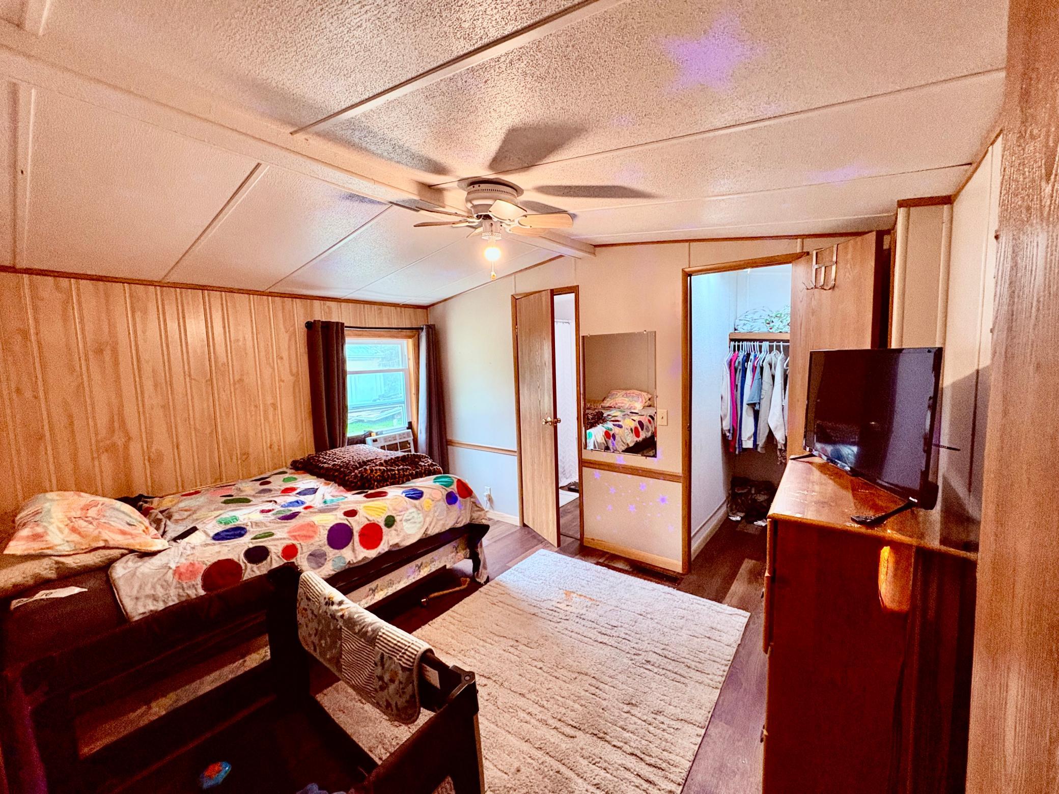 1985 single family home for sale at 1473 State Highway 172 NW in Baudette, MN — 3 bed, 2 bath (photo 16 of 34)