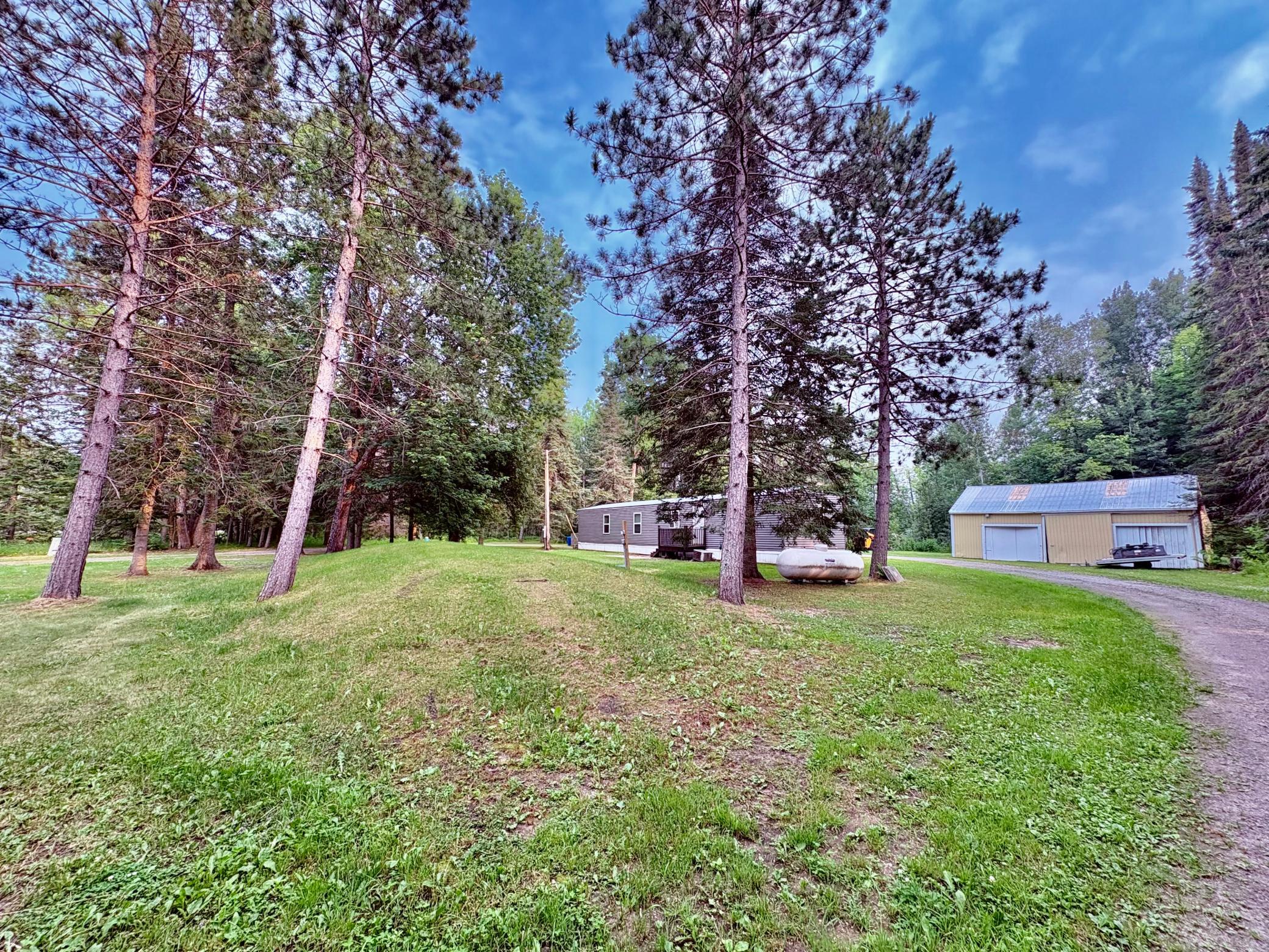 1985 single family home for sale at 1473 State Highway 172 NW in Baudette, MN — 3 bed, 2 bath (photo 26 of 34)