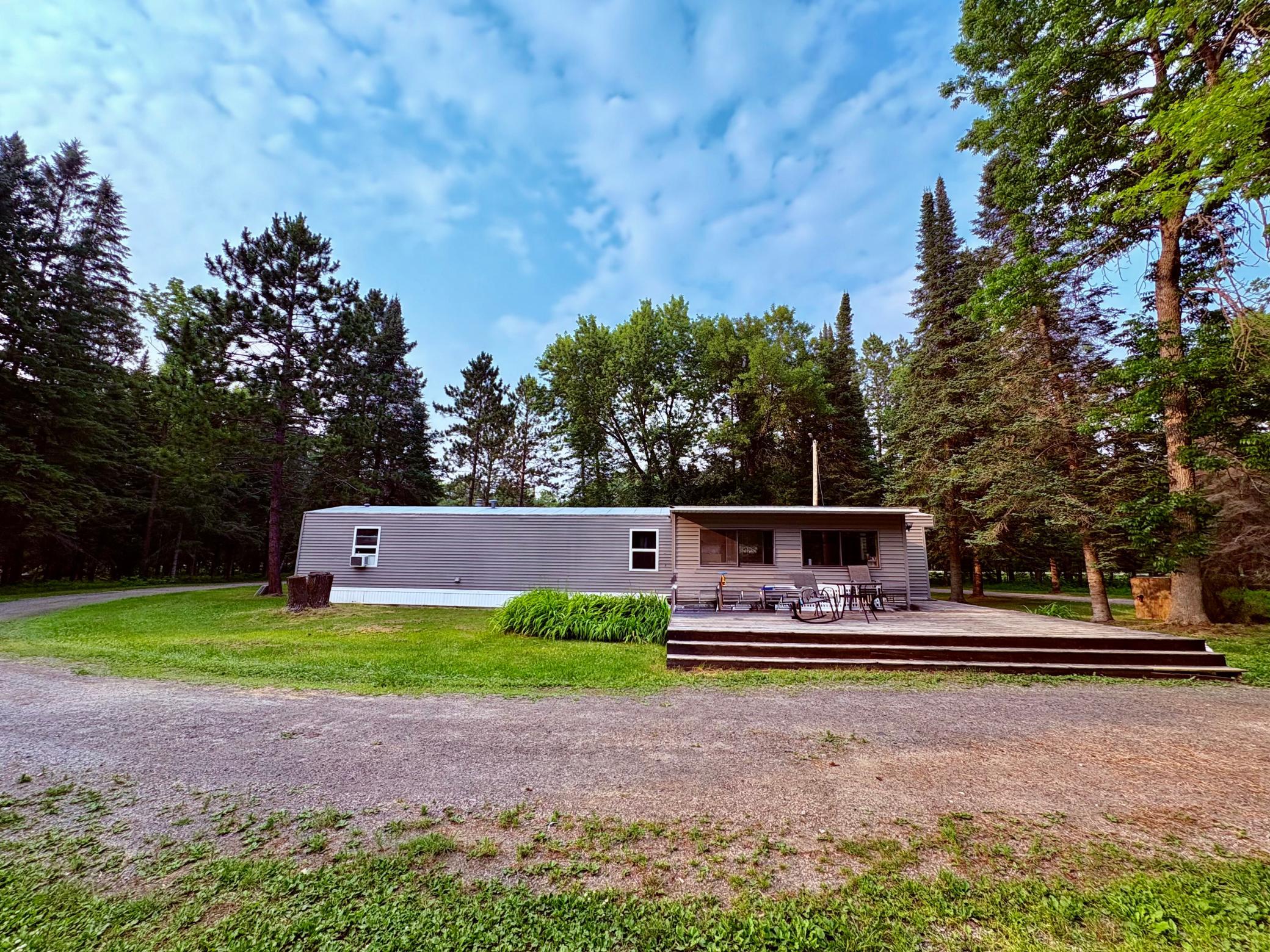 1985 single family home for sale at 1473 State Highway 172 NW in Baudette, MN — 3 bed, 2 bath (photo 6 of 34)