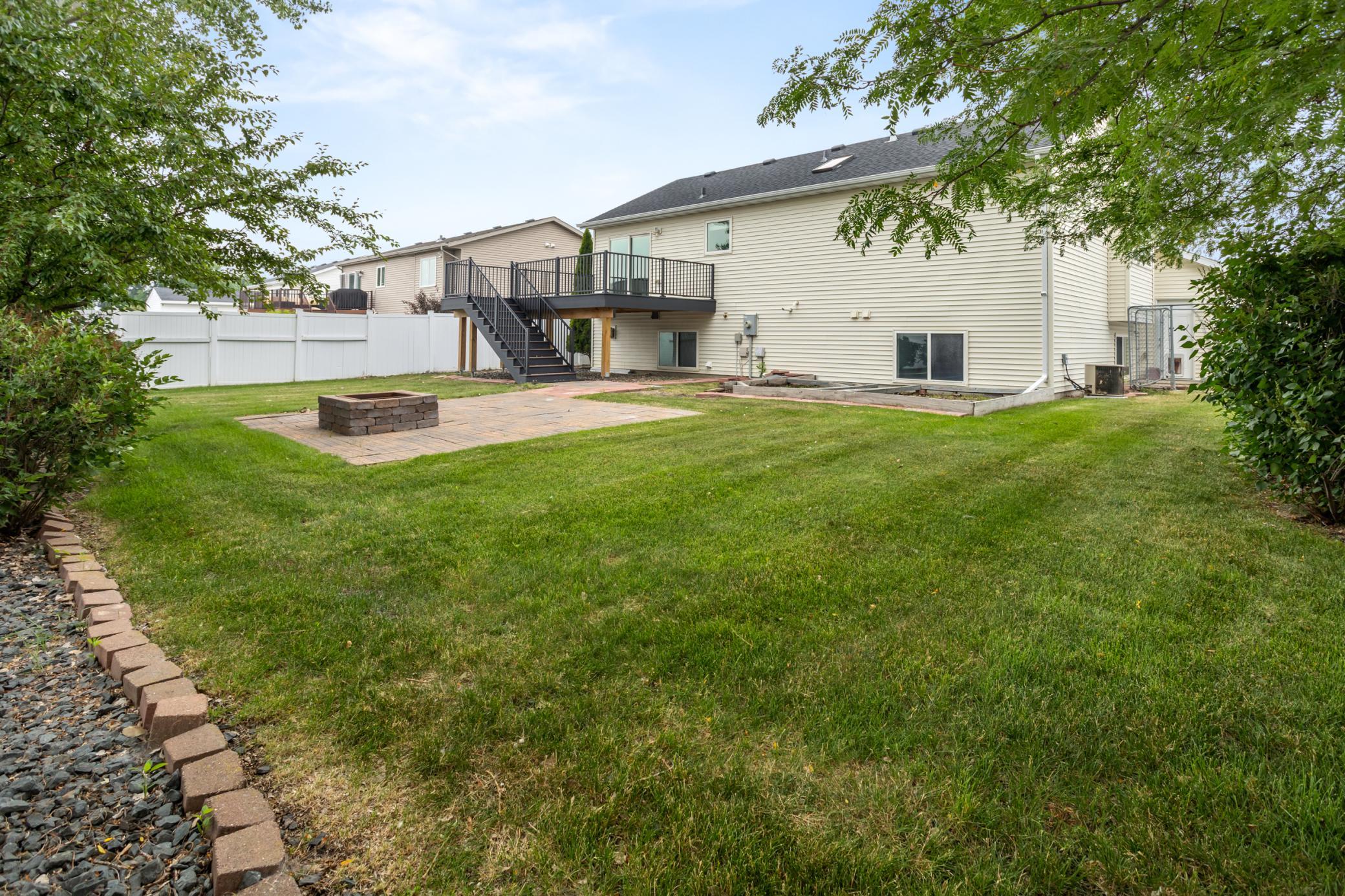 4334 45th Avenue S, Fargo ND 58104 - Photo 3 of 29