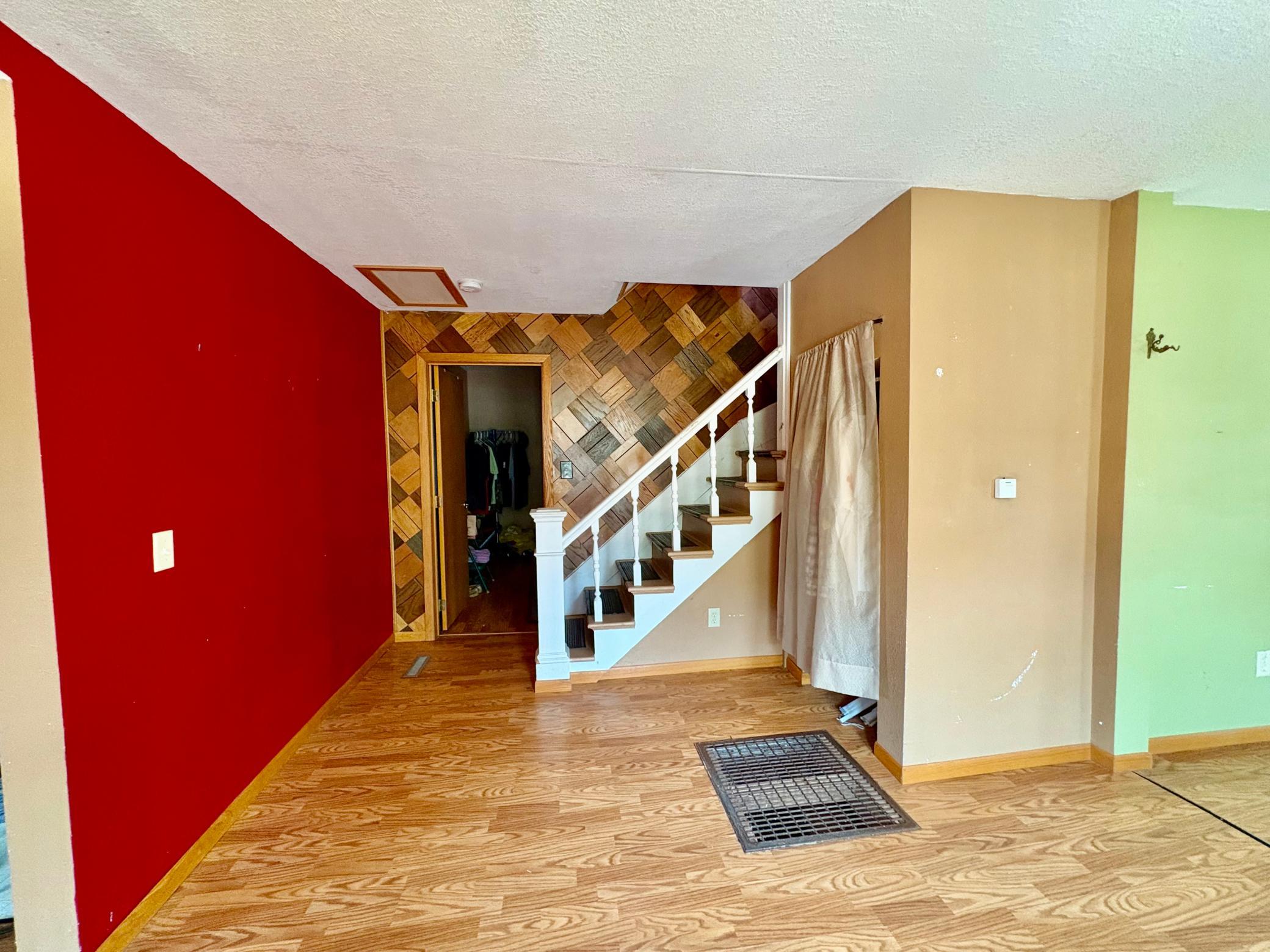 1911 single family home for sale at 122 2nd Avenue SE in Baudette, MN — 4 bed, 2 bath (photo 14 of 32)