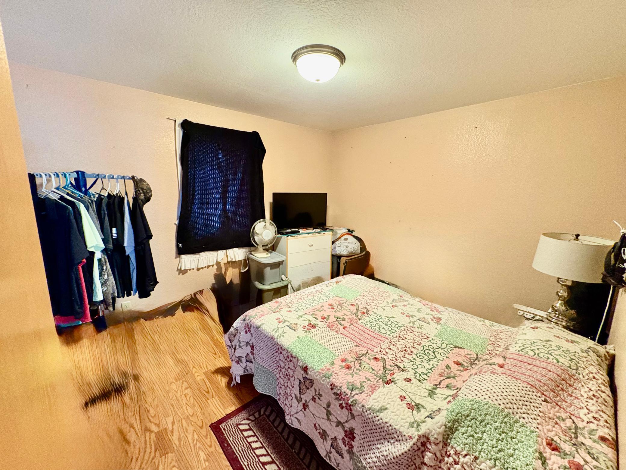 1911 single family home for sale at 122 2nd Avenue SE in Baudette, MN — 4 bed, 2 bath (photo 15 of 32)