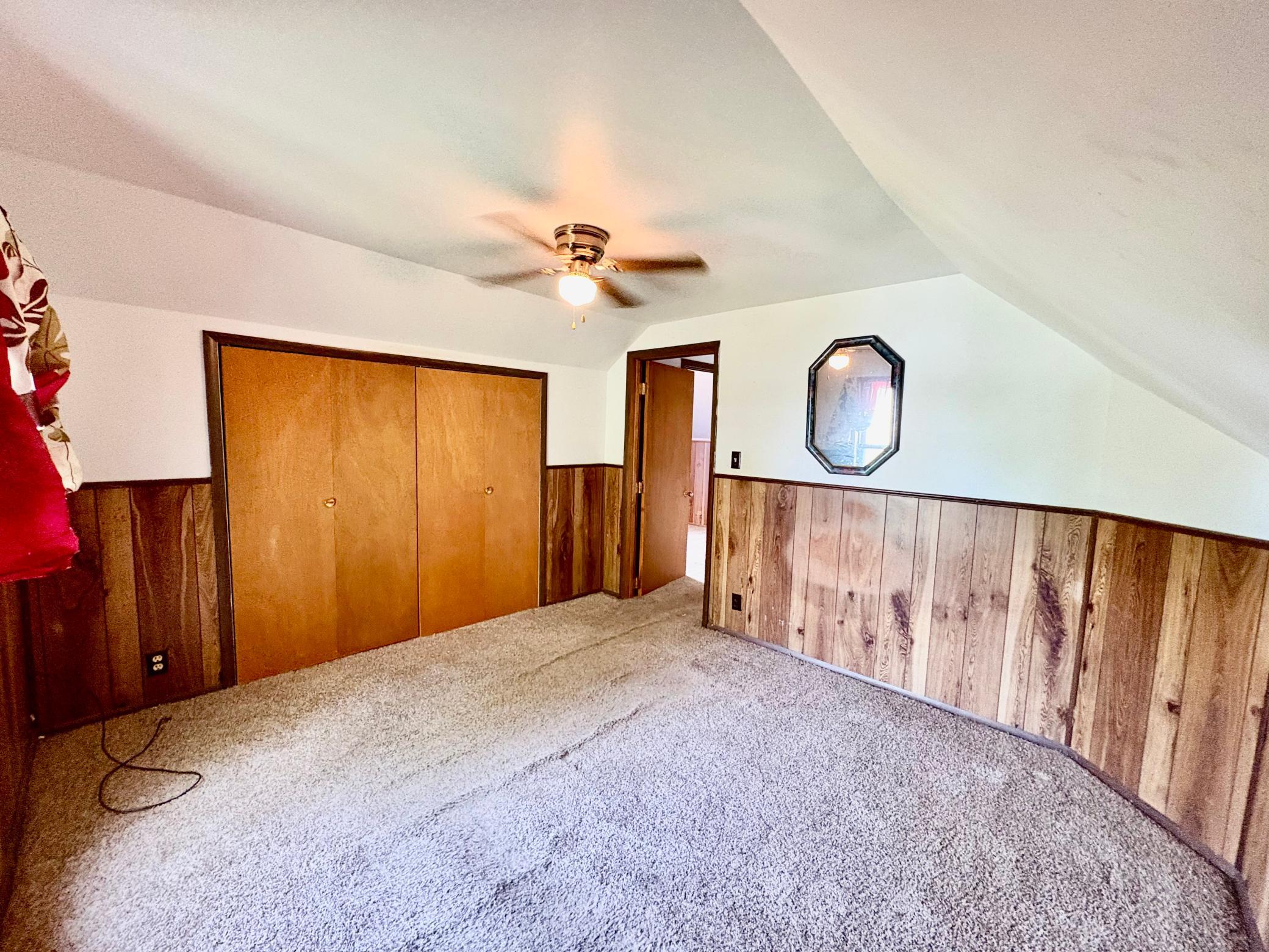 1911 single family home for sale at 122 2nd Avenue SE in Baudette, MN — 4 bed, 2 bath (photo 24 of 32)