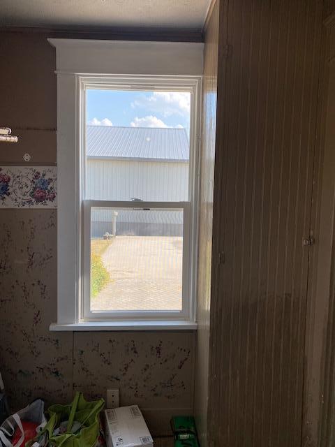 1910 single family home for sale at 430 1st Street in Arthur, ND — 4 bed, 2 bath (photo 18 of 45)