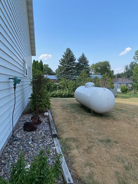 1910 single family home for sale at 430 1st Street in Arthur, ND — 4 bed, 2 bath (photo 40 of 45)
