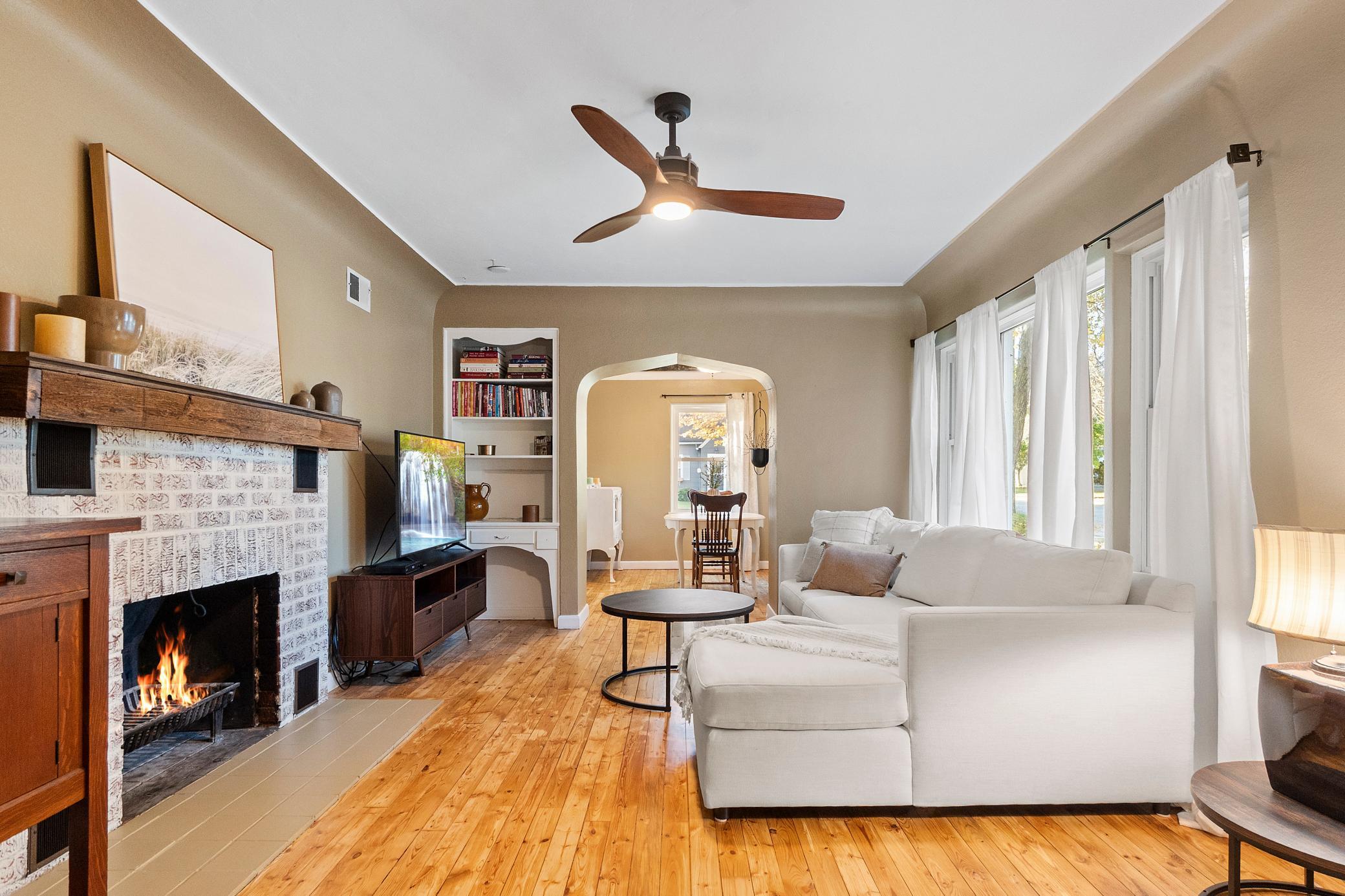 1947 single family home for sale at 1019 Ash Street in Alexandria, MN — 3 bed, 2 bath (photo 15 of 86)