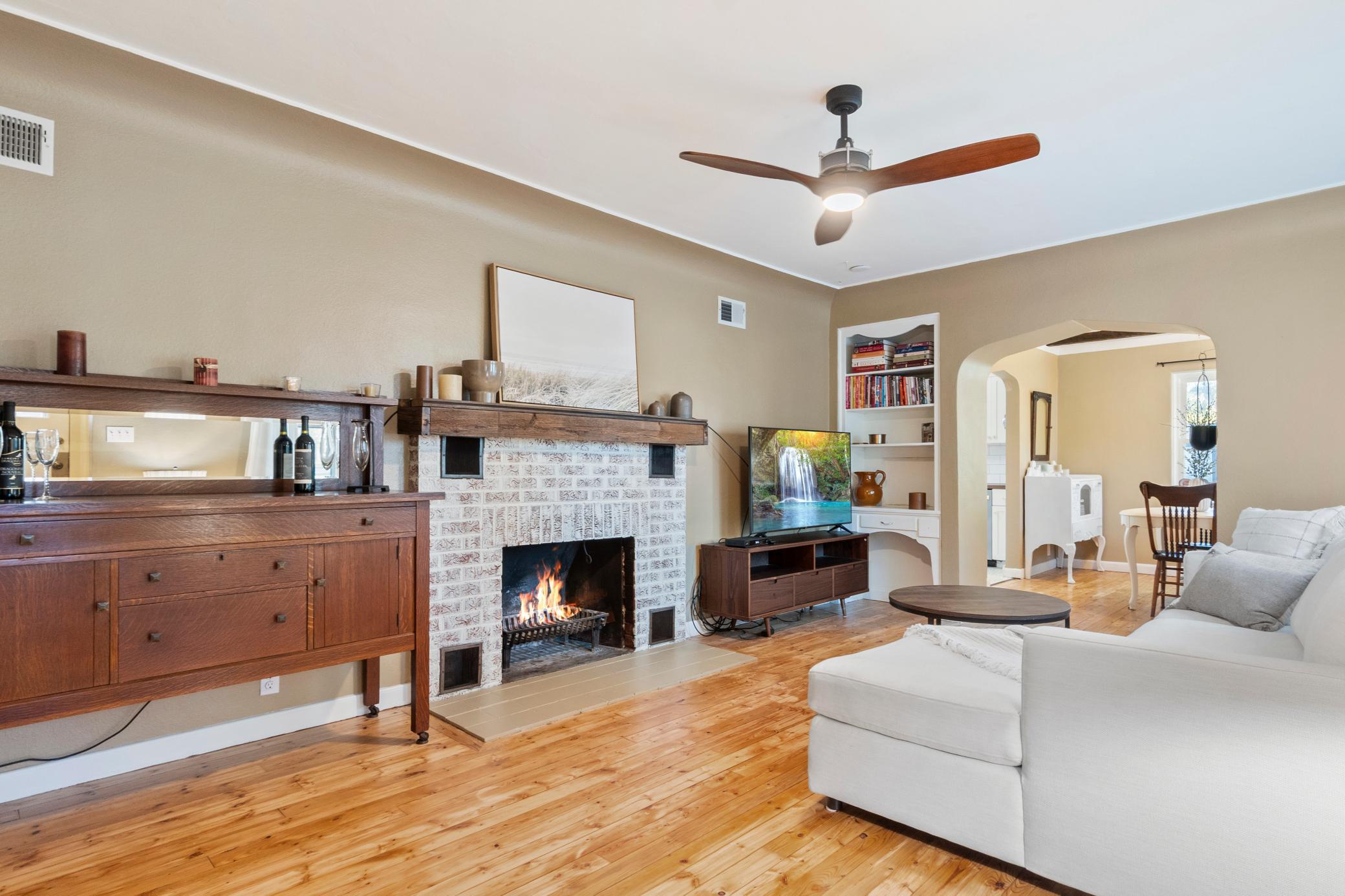 1947 single family home for sale at 1019 Ash Street in Alexandria, MN — 3 bed, 2 bath (photo 16 of 86)