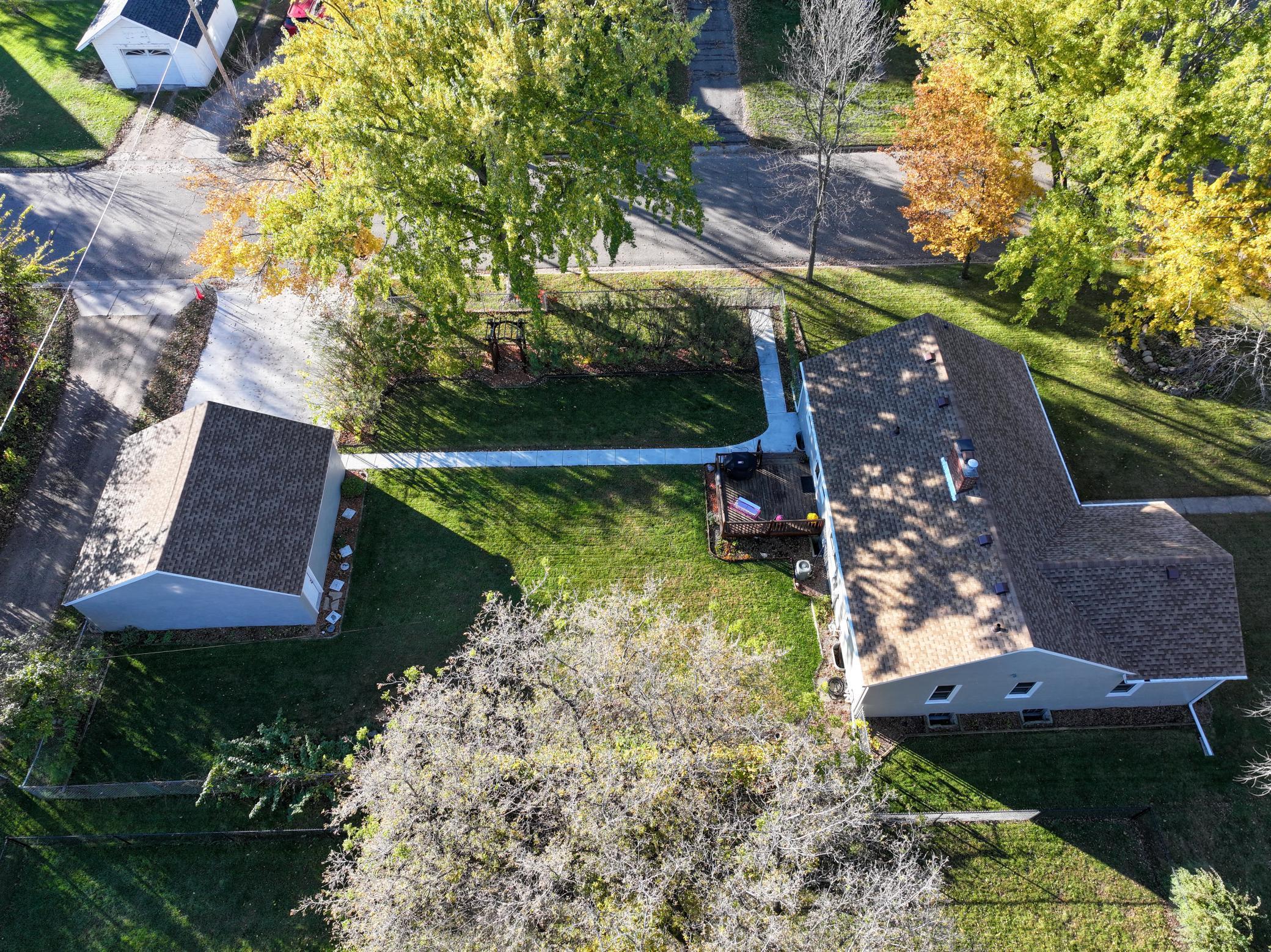 1947 single family home for sale at 1019 Ash Street in Alexandria, MN — 3 bed, 2 bath (photo 53 of 86)