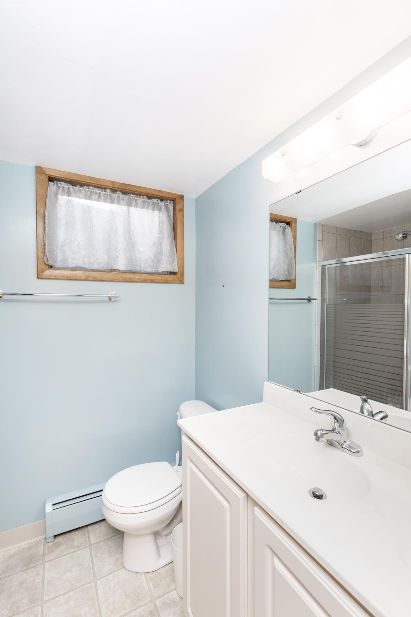 1217 Oak Street N, Fargo ND 58102 - Photo 39 of 70