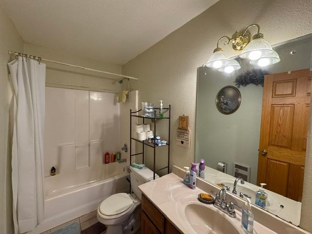 1993 single family home for sale at 57890 425th Street in New York Mills, MN — 5 bed, 2 bath (photo 27 of 51)