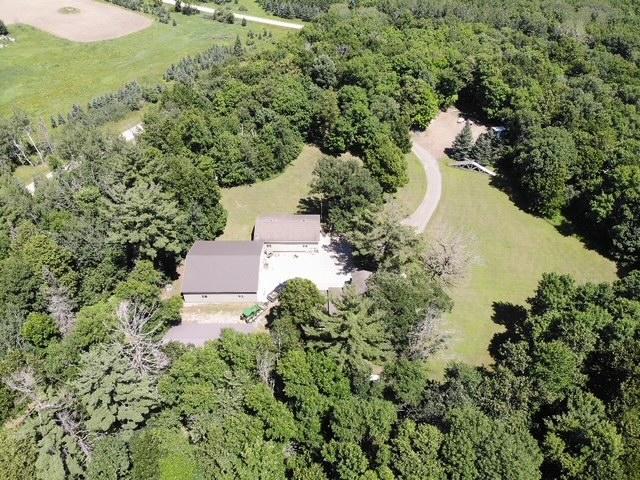 1993 single family home for sale at 57890 425th Street in New York Mills, MN — 5 bed, 2 bath (photo 4 of 51)
