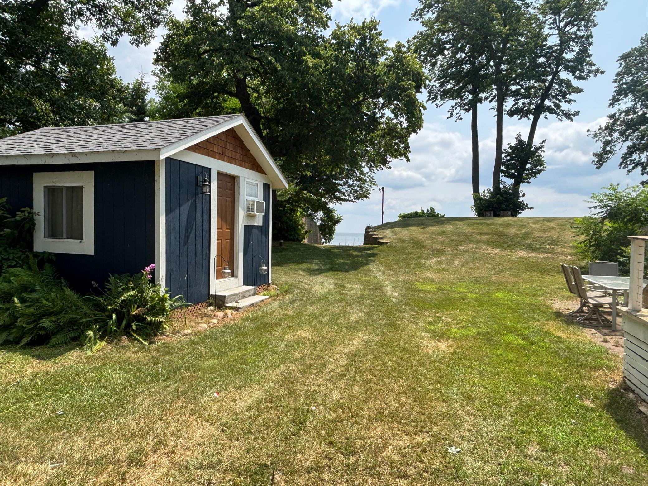 1995 single family home for sale at 21524 452nd Place in Aitkin, MN — 1 bed, 1 bath (photo 8 of 18)