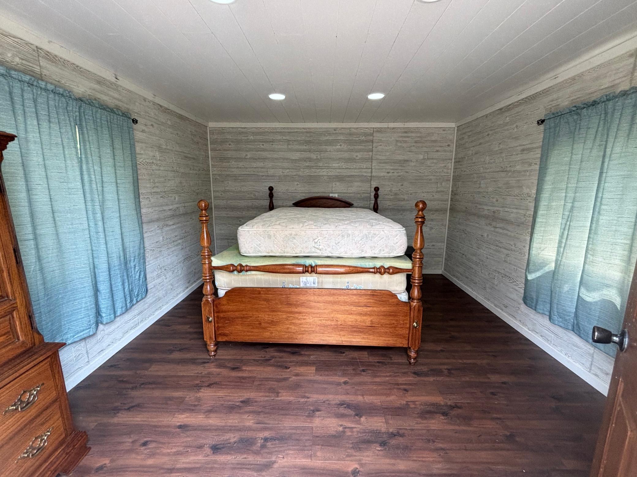 1995 single family home for sale at 21524 452nd Place in Aitkin, MN — 1 bed, 1 bath (photo 10 of 18)