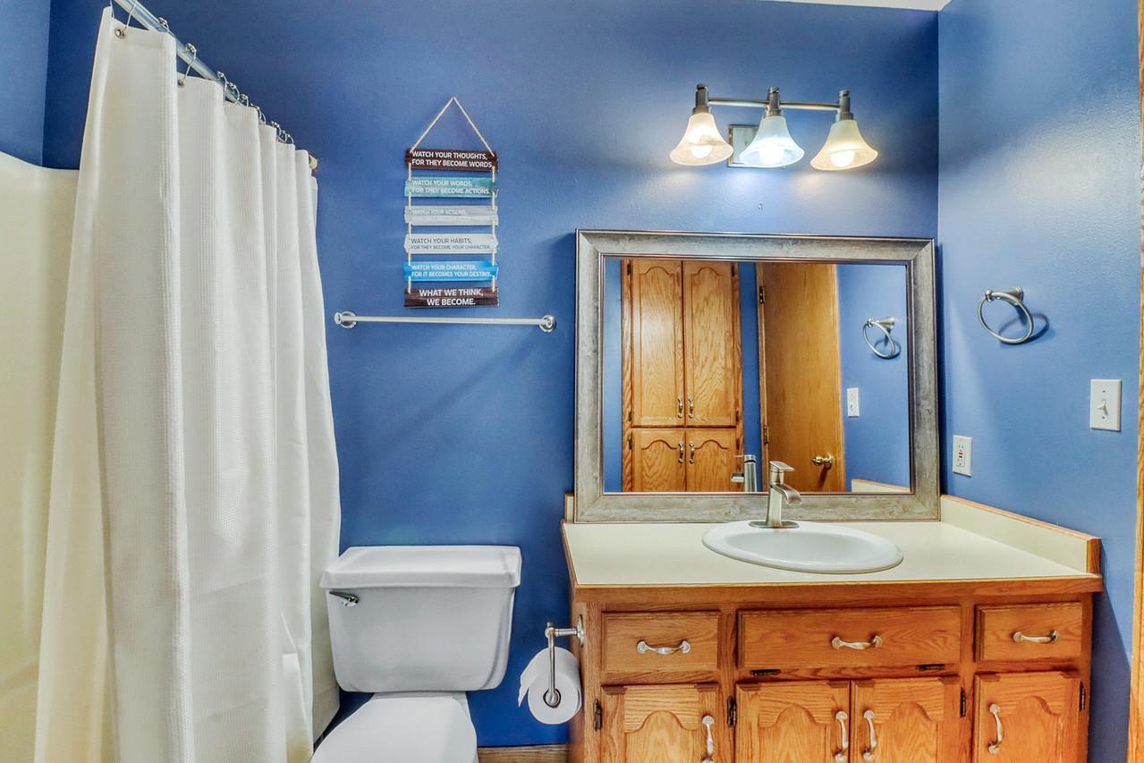 3902 6th Street S, Moorhead MN 56560 - Photo 25 of 60