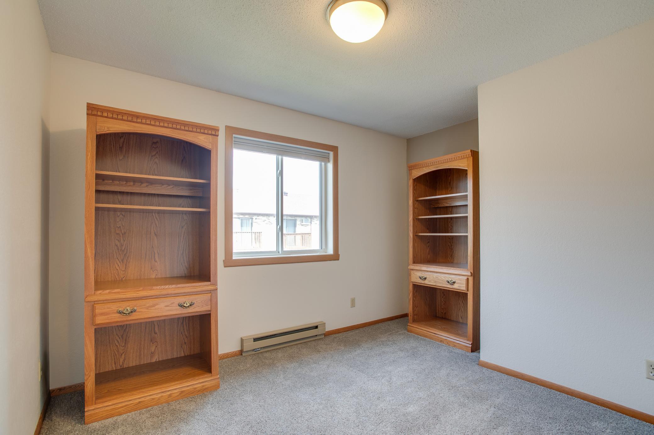 1530 35th Street S, Fargo ND 58103 - Photo 13 of 30