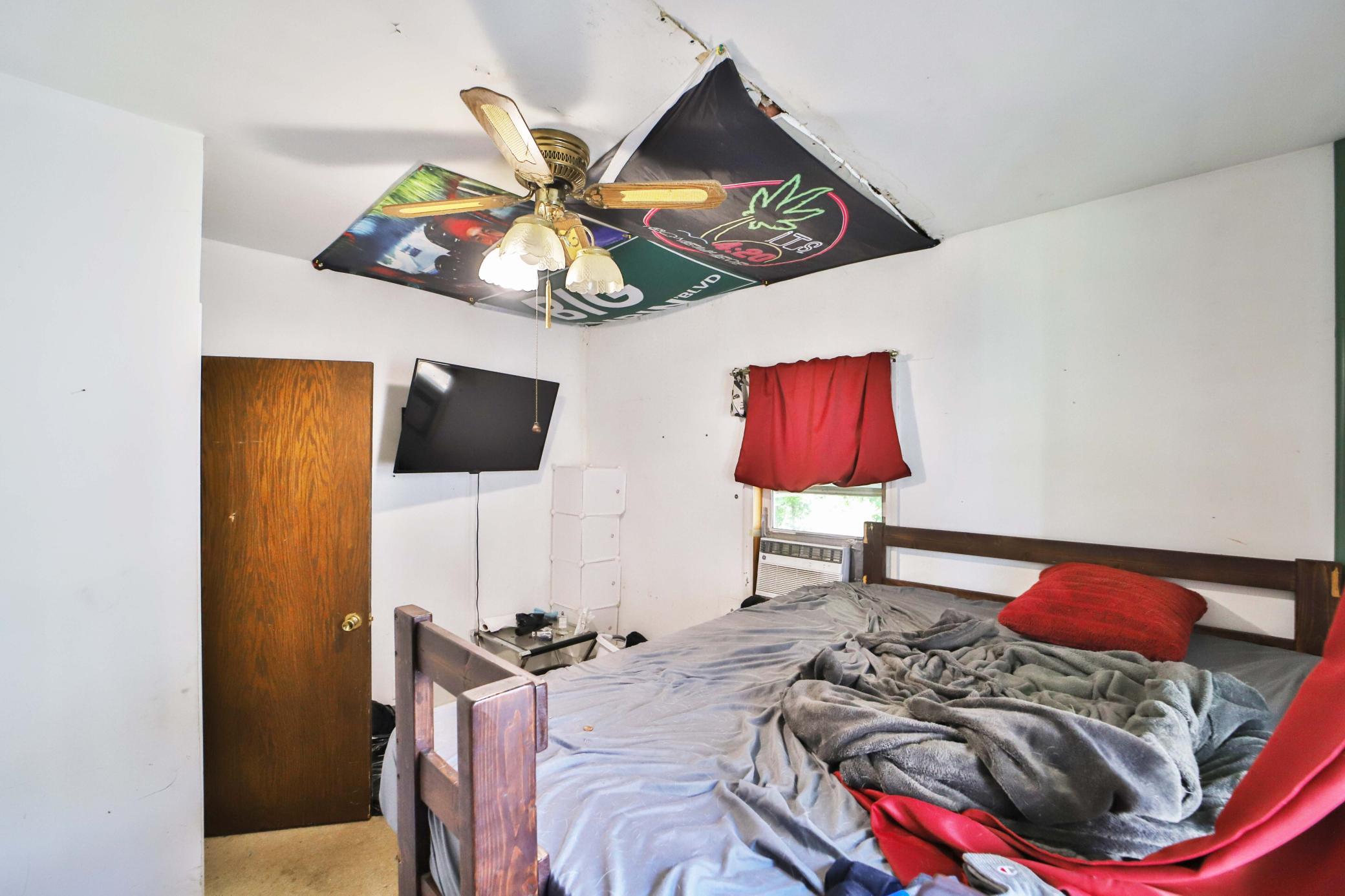 1960 single family home for sale at 400 N 4th Ave in Palisade, MN — 2 bed, 1 bath (photo 13 of 31)