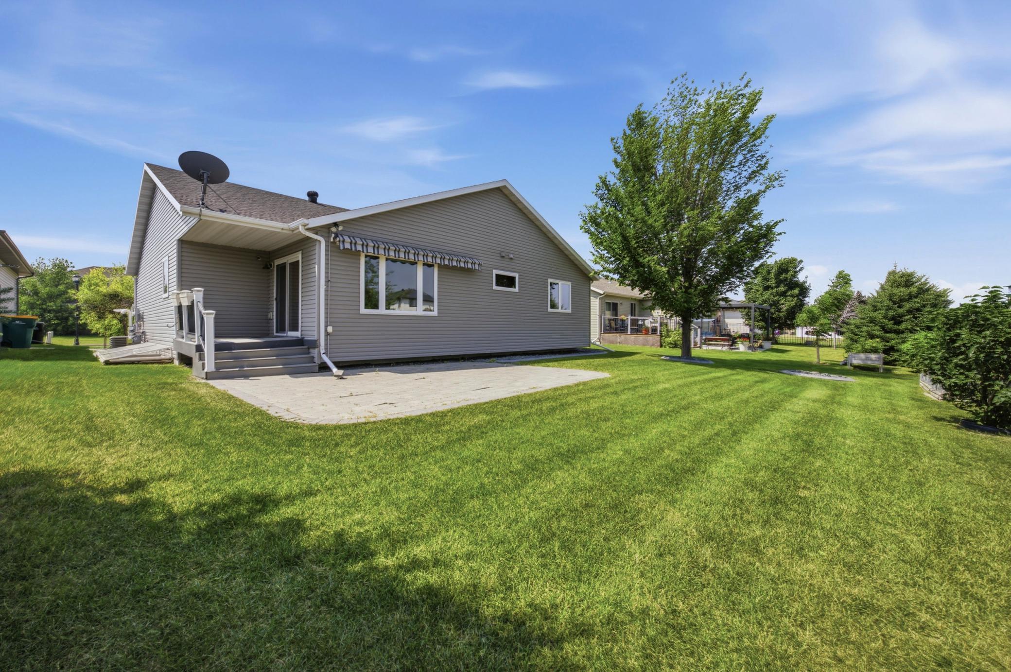 216 30th Avenue E, West Fargo ND 58078 - Photo 4 of 53