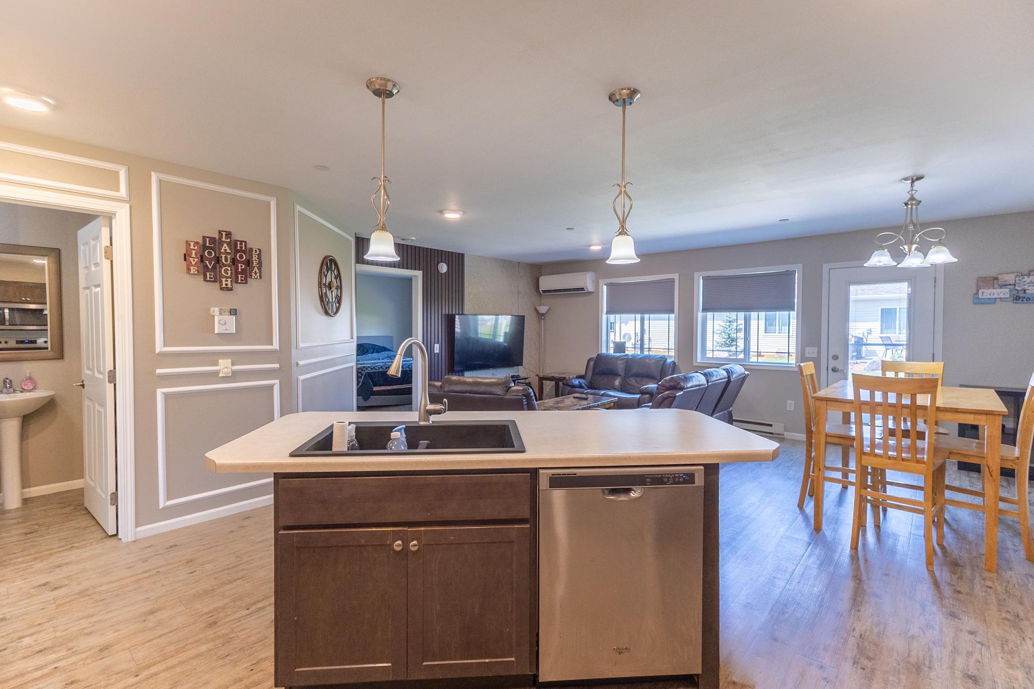 2016 townhouse for sale at 1615 30th Street NW, Unit 29 in Bemidji, MN — 2 bed, 2 bath (photo 12 of 39)