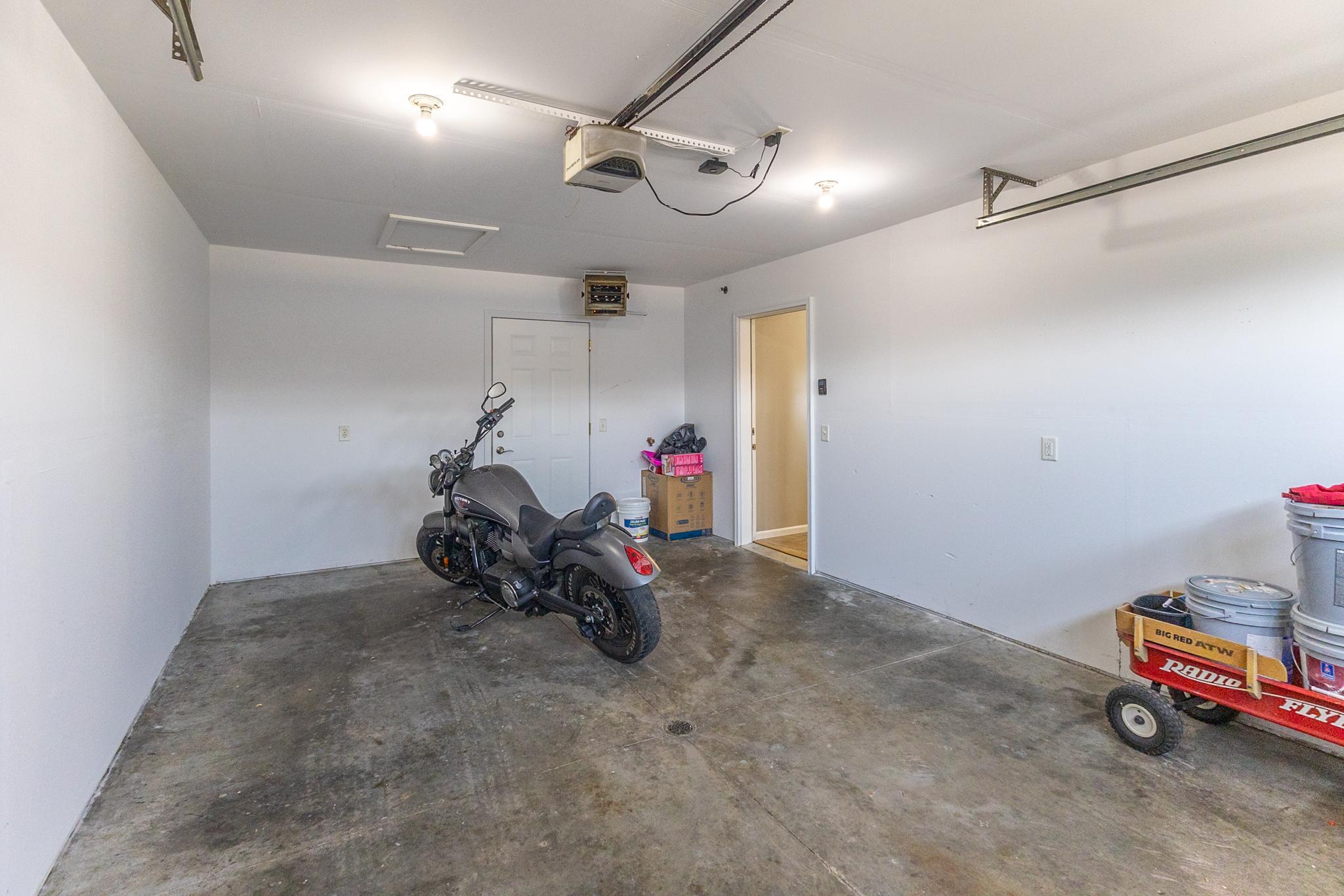 2016 townhouse for sale at 1615 30th Street NW, Unit 29 in Bemidji, MN — 2 bed, 2 bath (photo 28 of 39)
