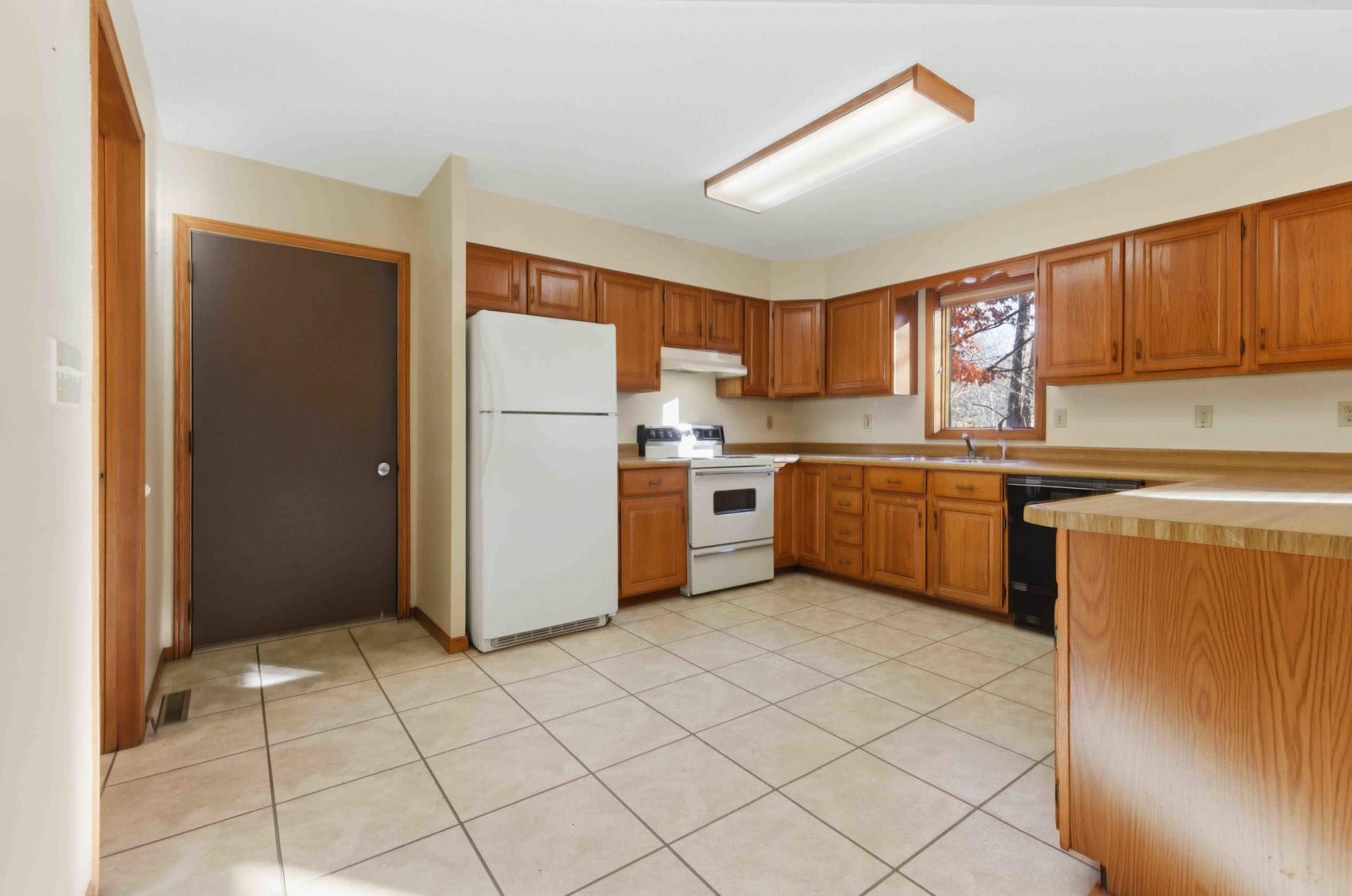 1988 single family home for sale at 4244 Crow Wing Circle SW in Pillager, MN — 2 bed, 2 bath (photo 6 of 37)