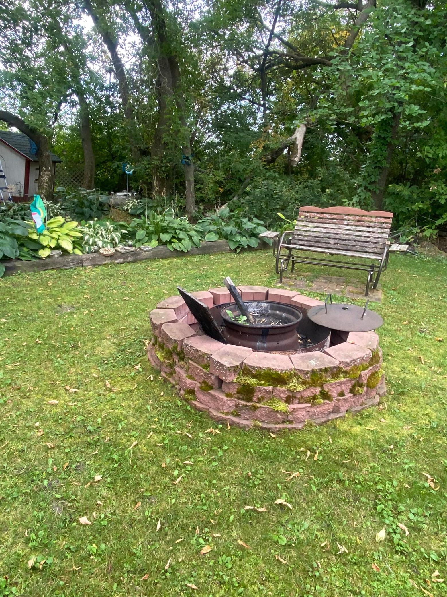 1973 single family home for sale at 2769 28th St NW, Unit 151 in Baudette, MN — 3 bed, 1 bath (photo 17 of 25)
