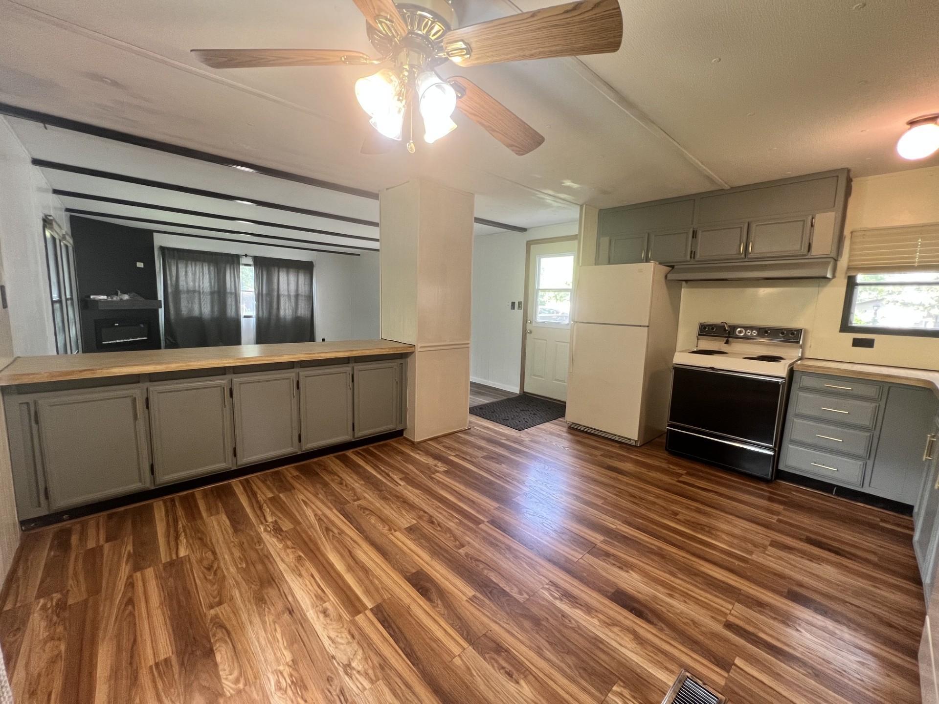 1980 single family home for sale at 3720 County Road 40 NW, Unit 28 in Garfield, MN — 2 bed, 1 bath (photo 8 of 16)