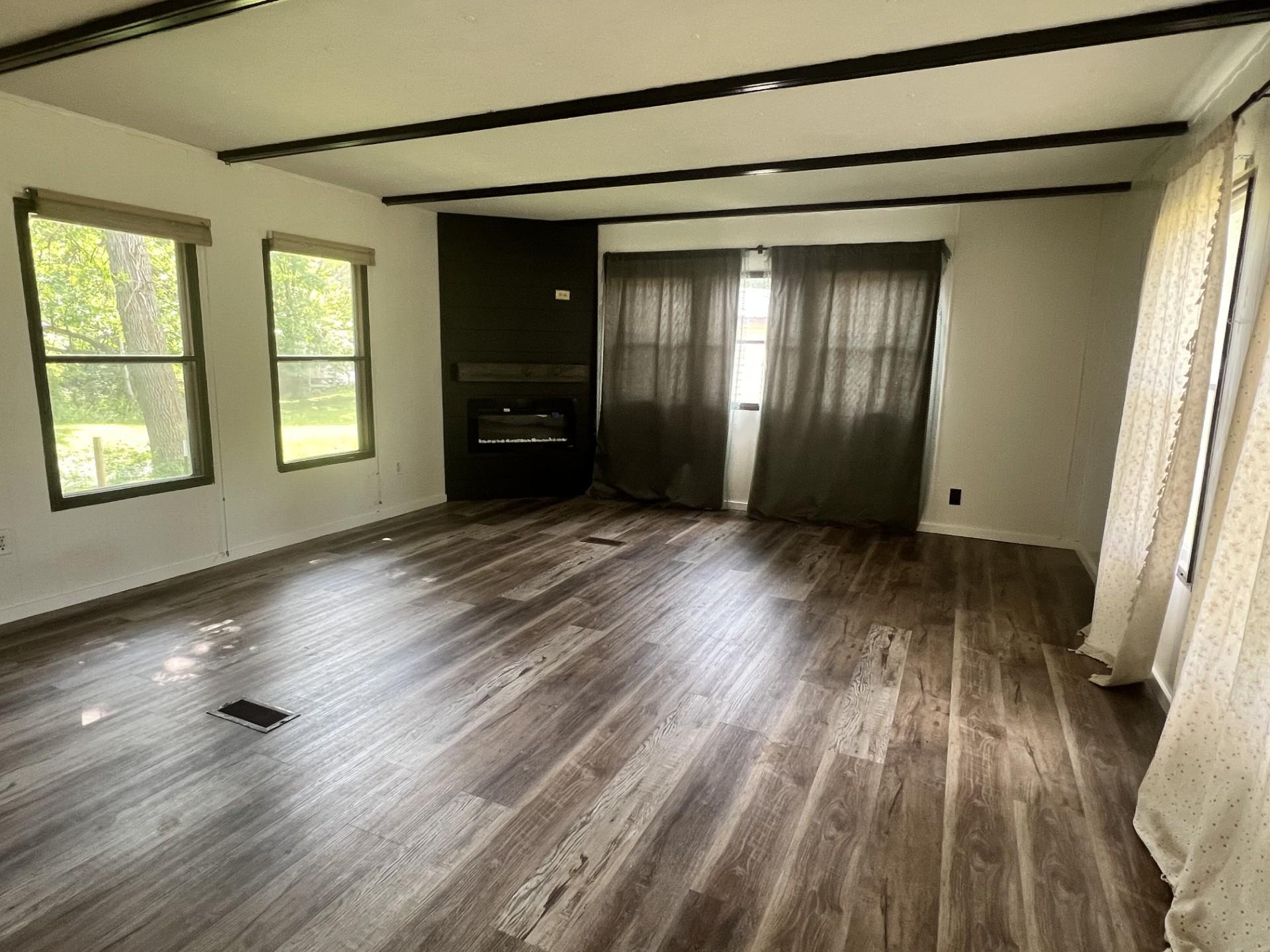 1980 single family home for sale at 3720 County Road 40 NW, Unit 28 in Garfield, MN — 2 bed, 1 bath (photo 10 of 16)