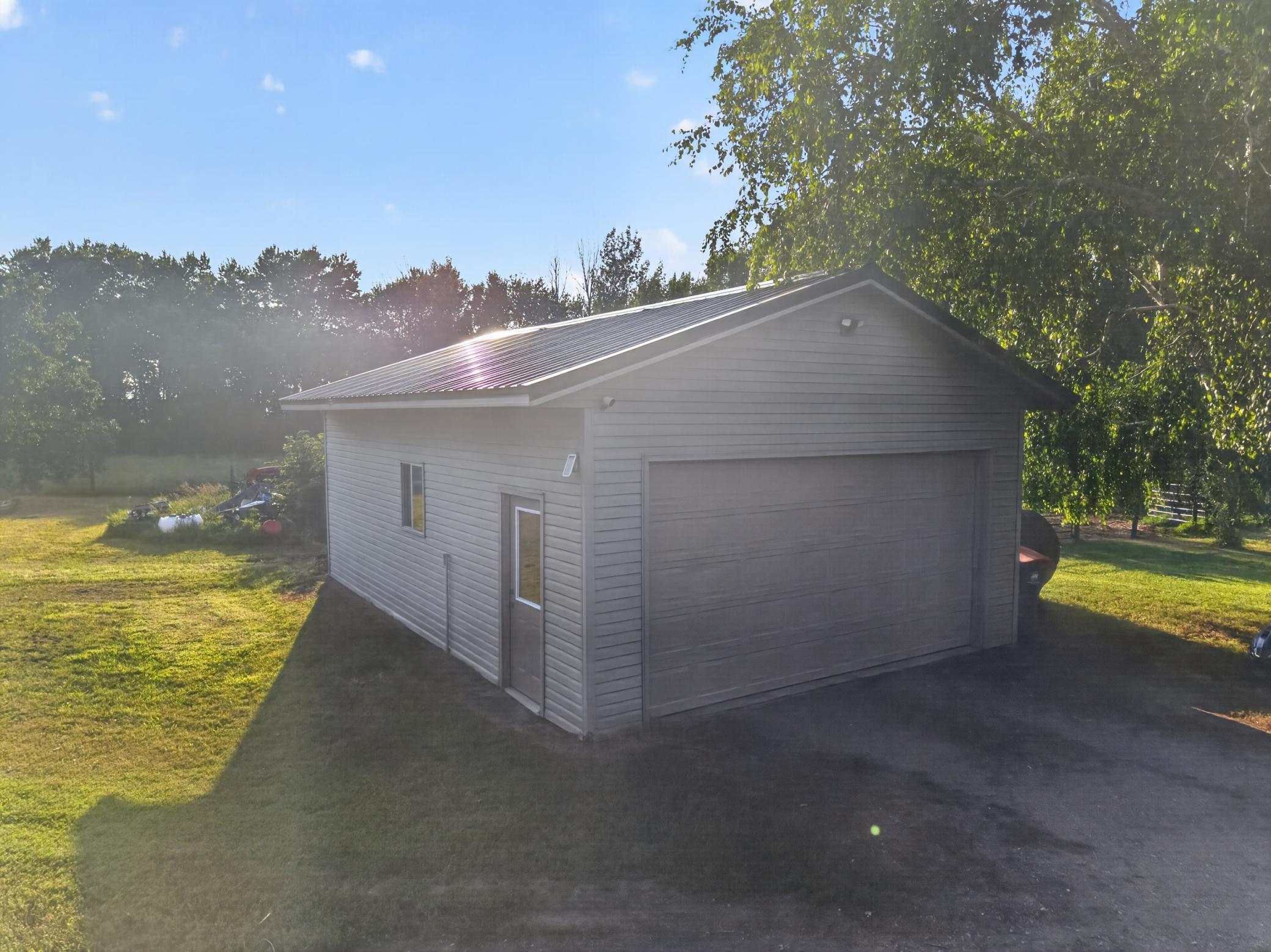 1919 single family home for sale at 3792 Fryksande NW in Evansville, MN — 3 bed, 2 bath (photo 22 of 31)