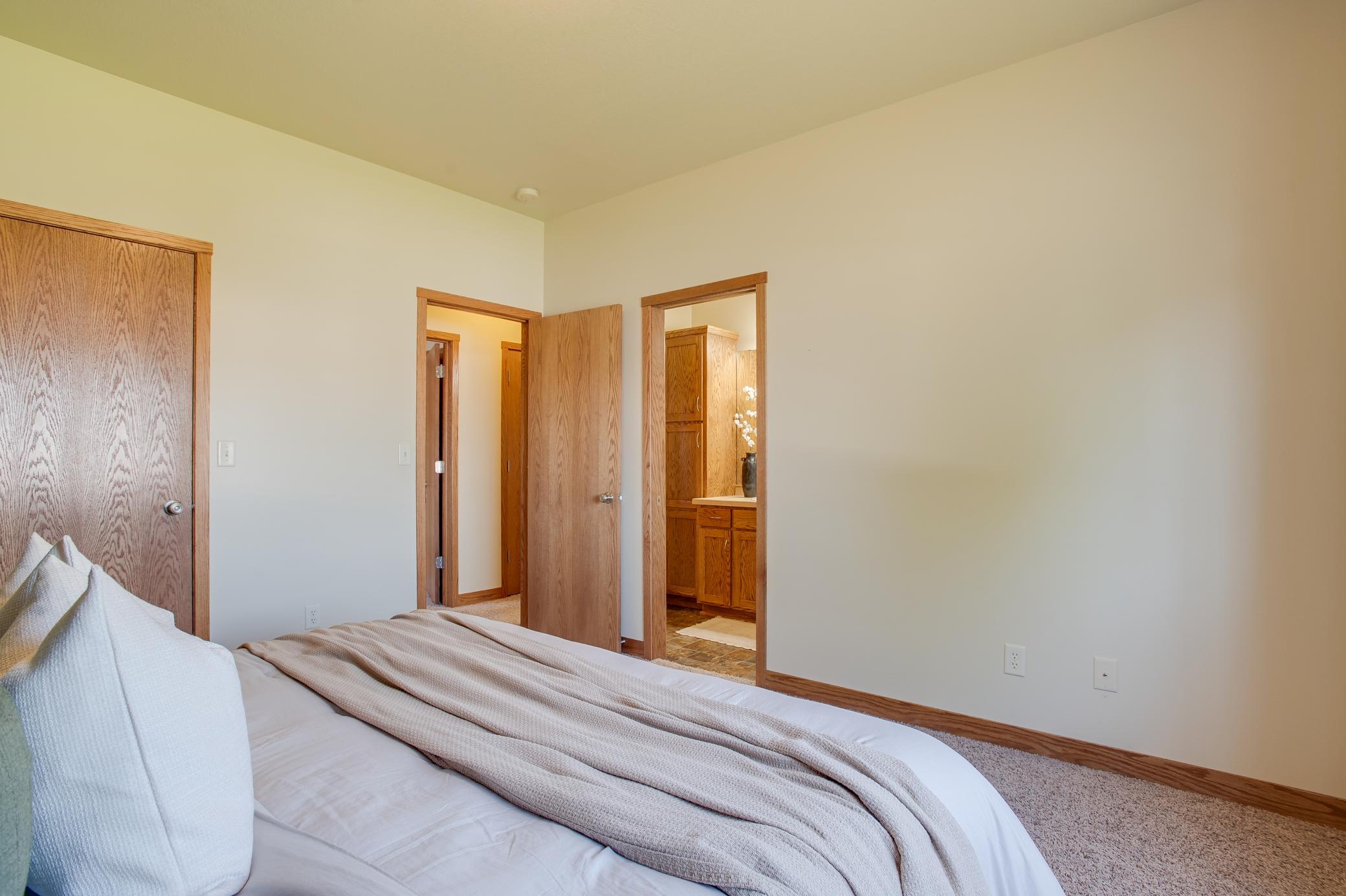 1254 39th Avenue S, Moorhead MN 56560 - Photo 19 of 46