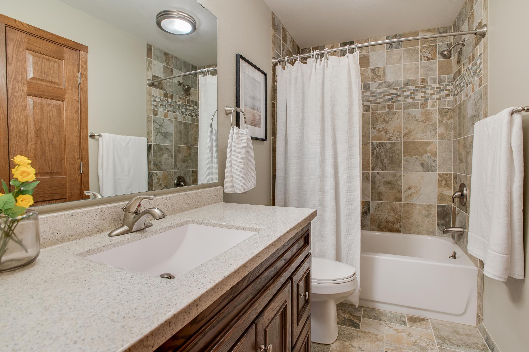 1254 39th Avenue S, Moorhead MN 56560 - Photo 35 of 46