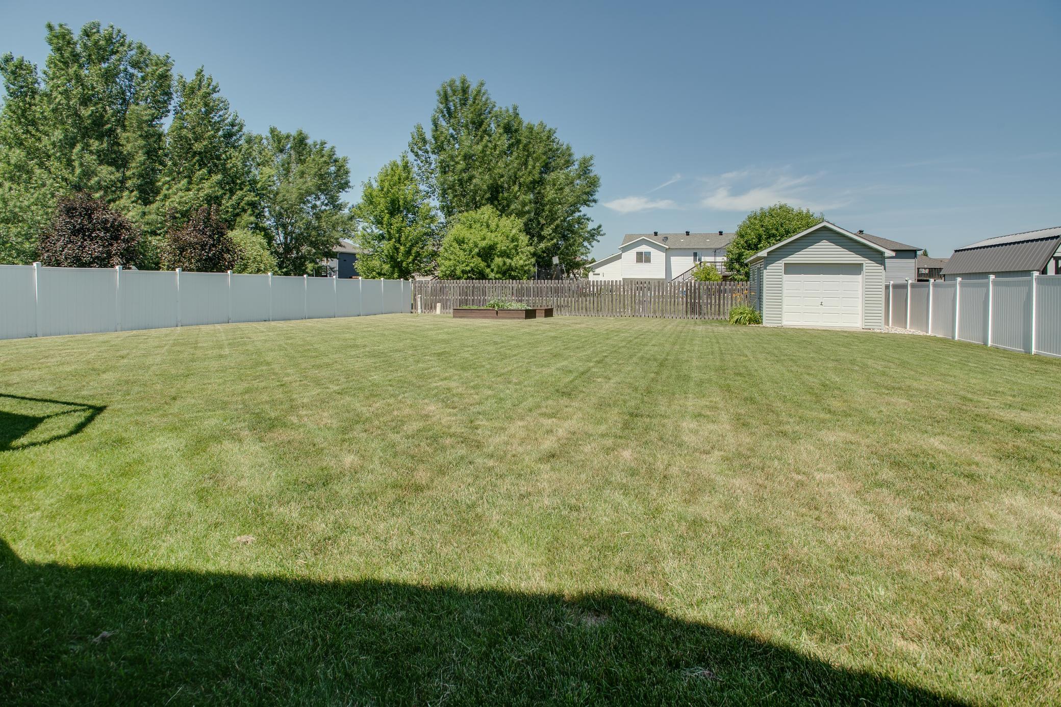 1254 39th Avenue S, Moorhead MN 56560 - Photo 43 of 46